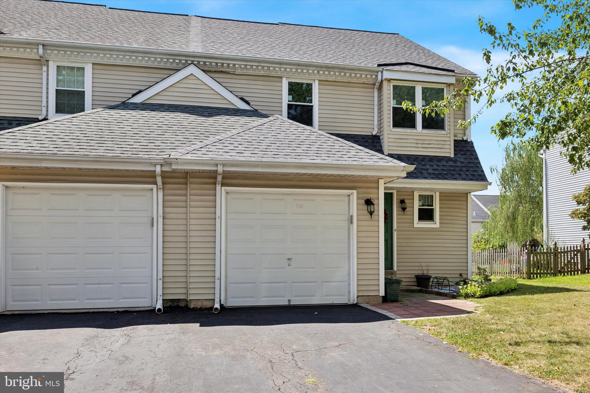 116 AZALEA CIRCLE