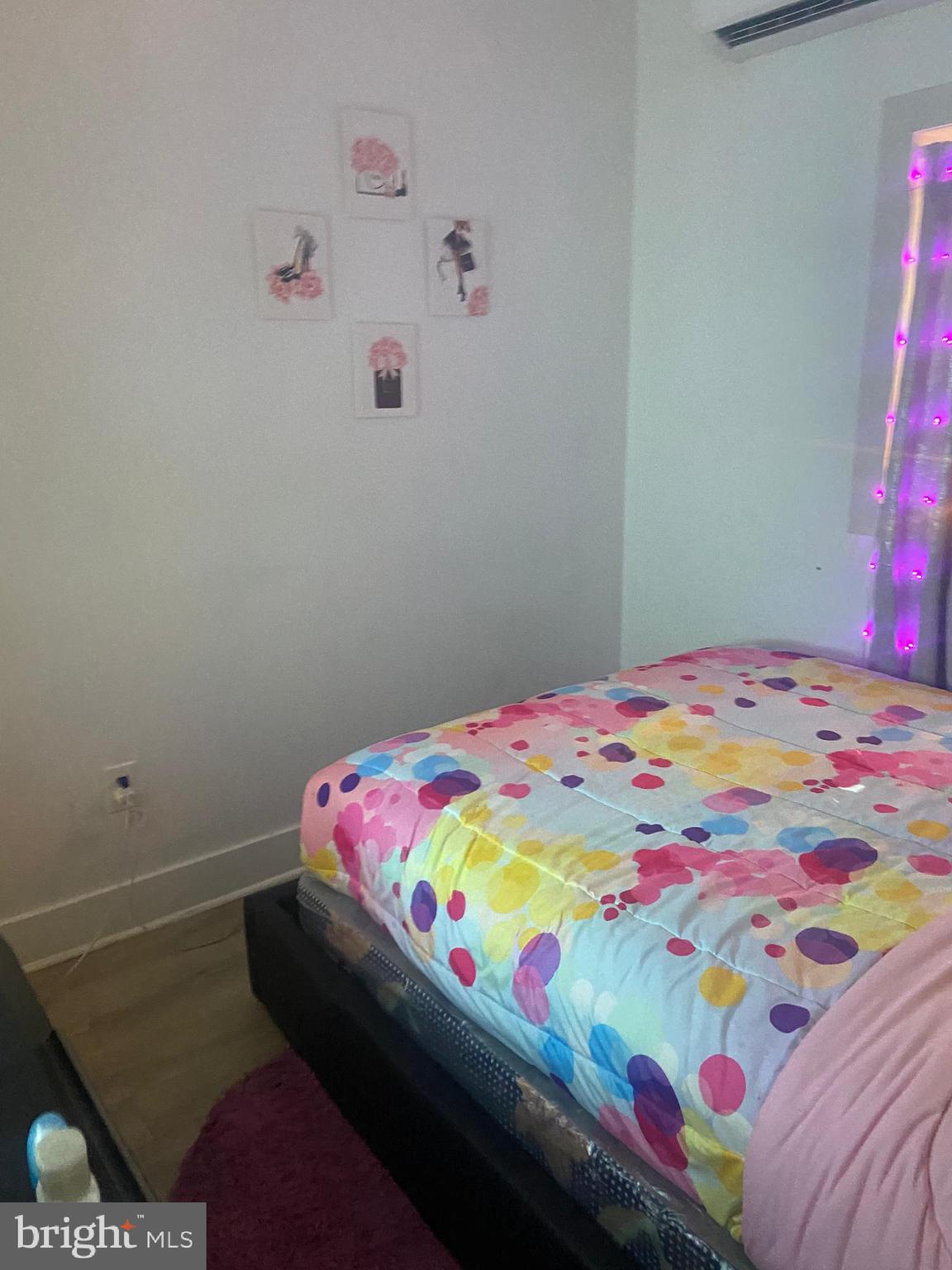 PHILADELPHIA - Residential