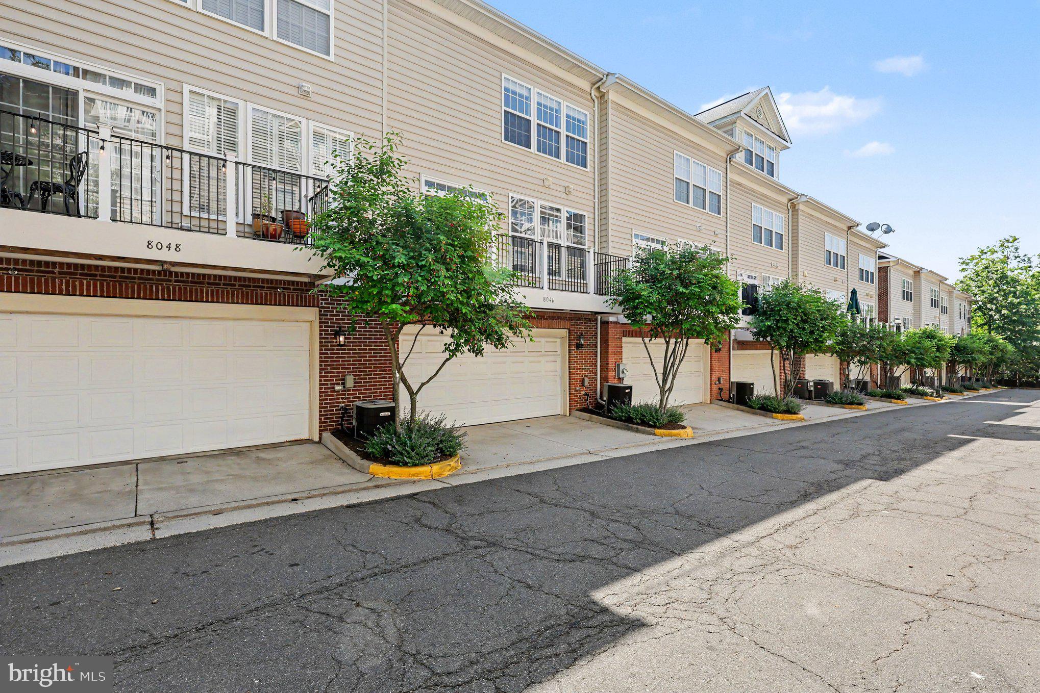 THE RESERVE AT TYSONS CORNER - Residential