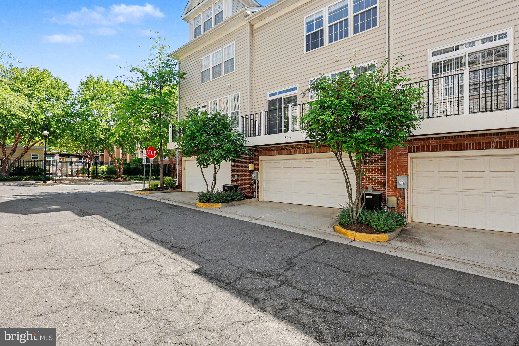 THE RESERVE AT TYSONS CORNER - Residential