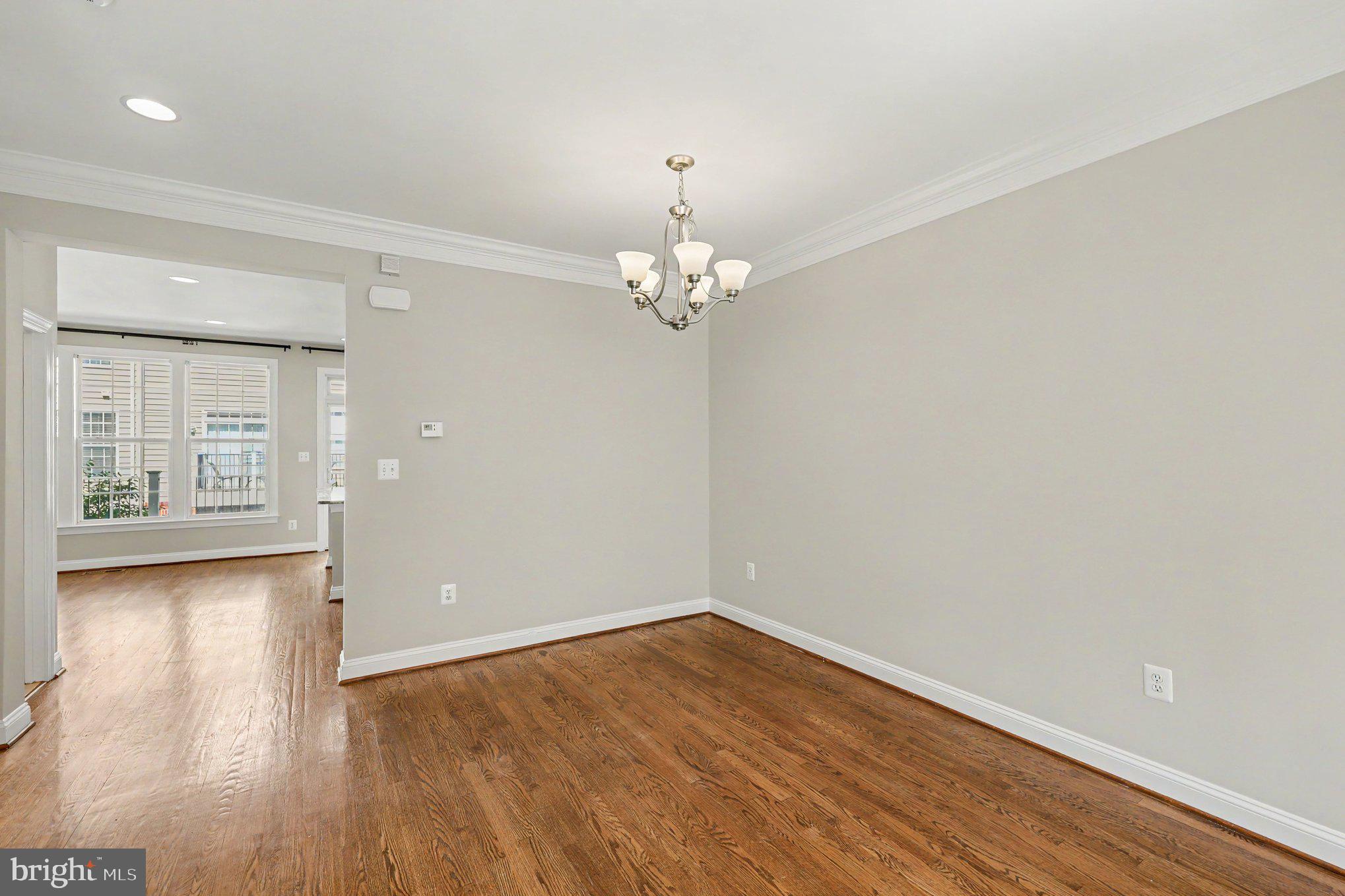 THE RESERVE AT TYSONS CORNER - Residential