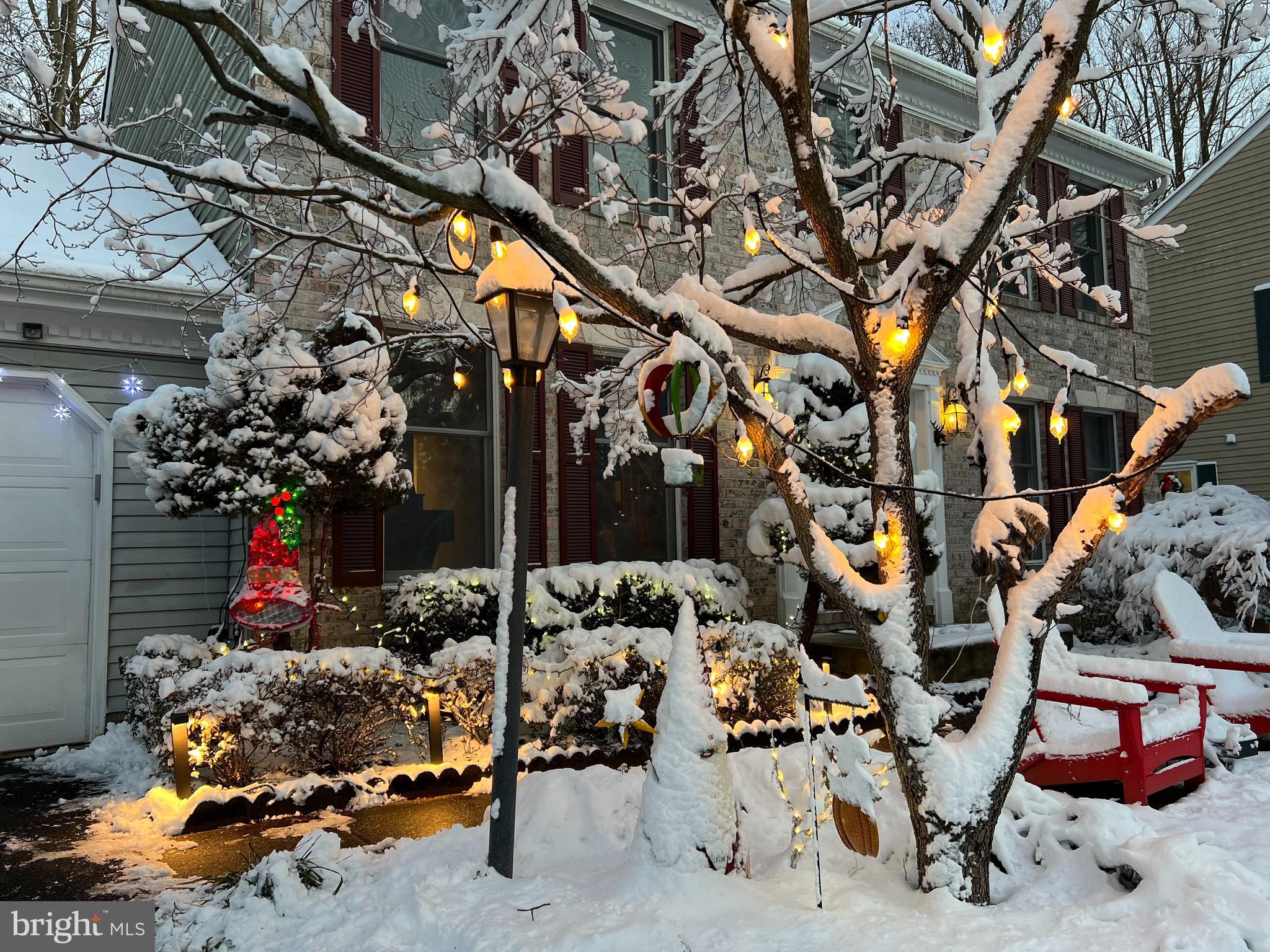 BURLEIGH MANOR - Residential