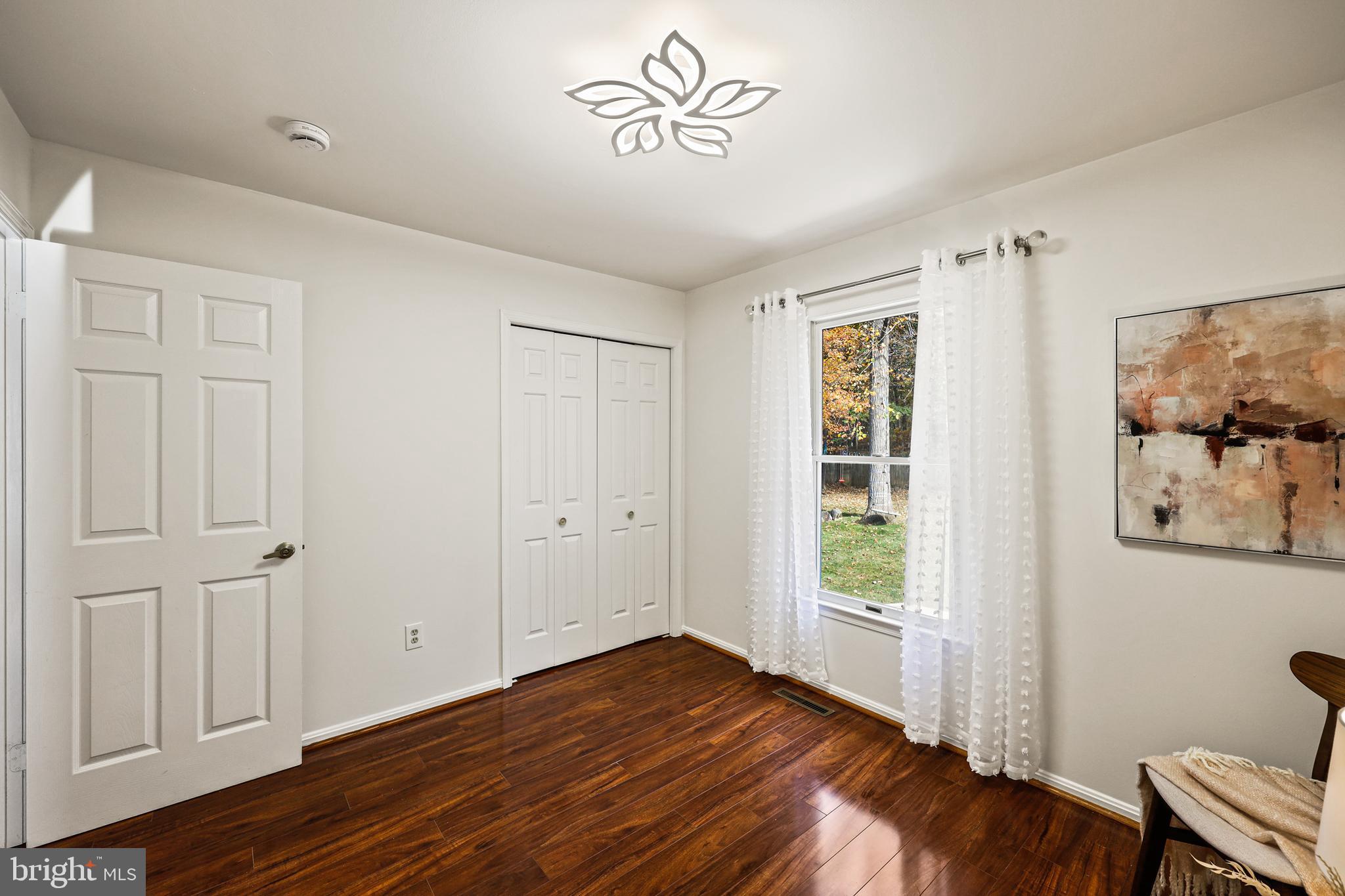 BURLEIGH MANOR - Residential