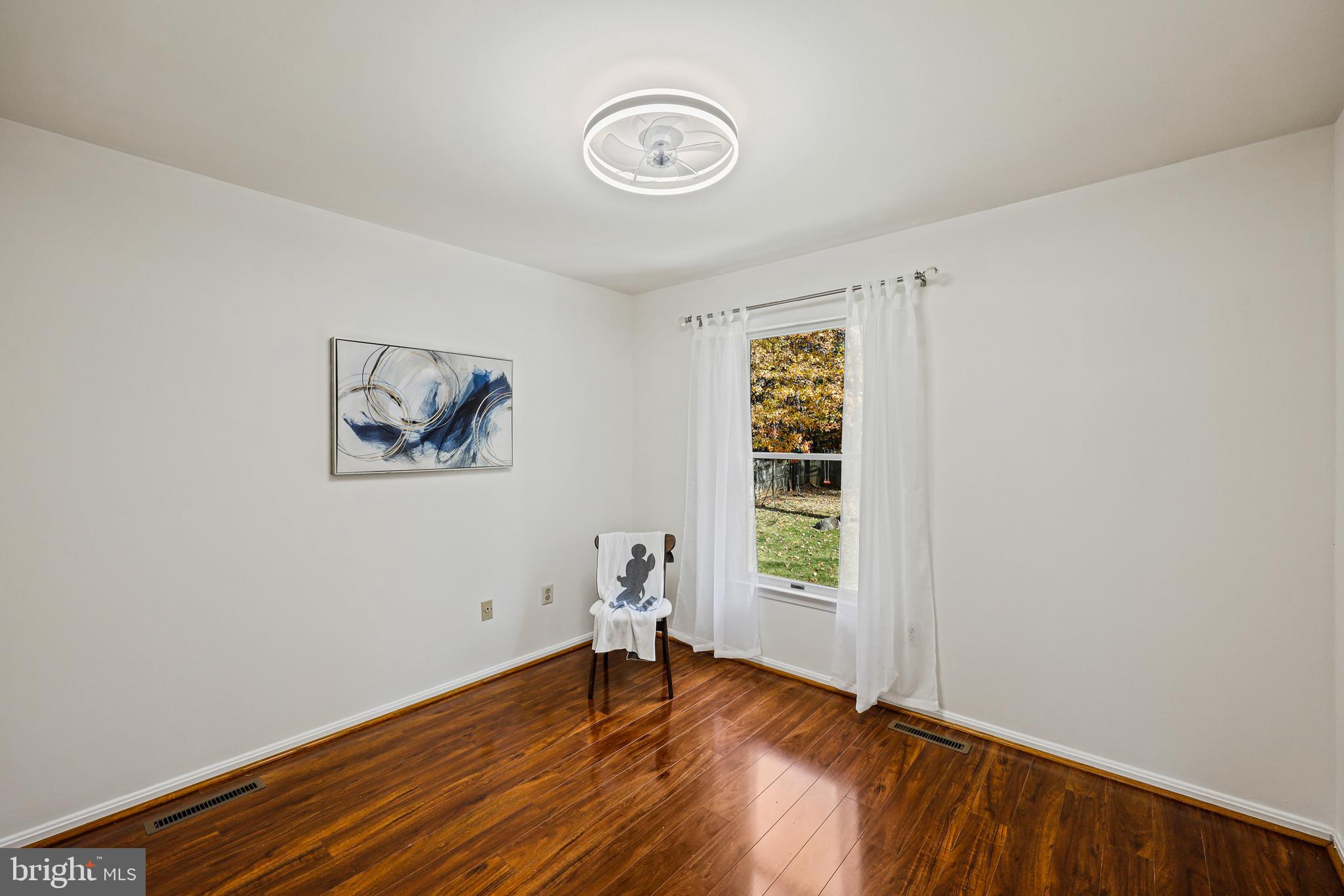 BURLEIGH MANOR - Residential