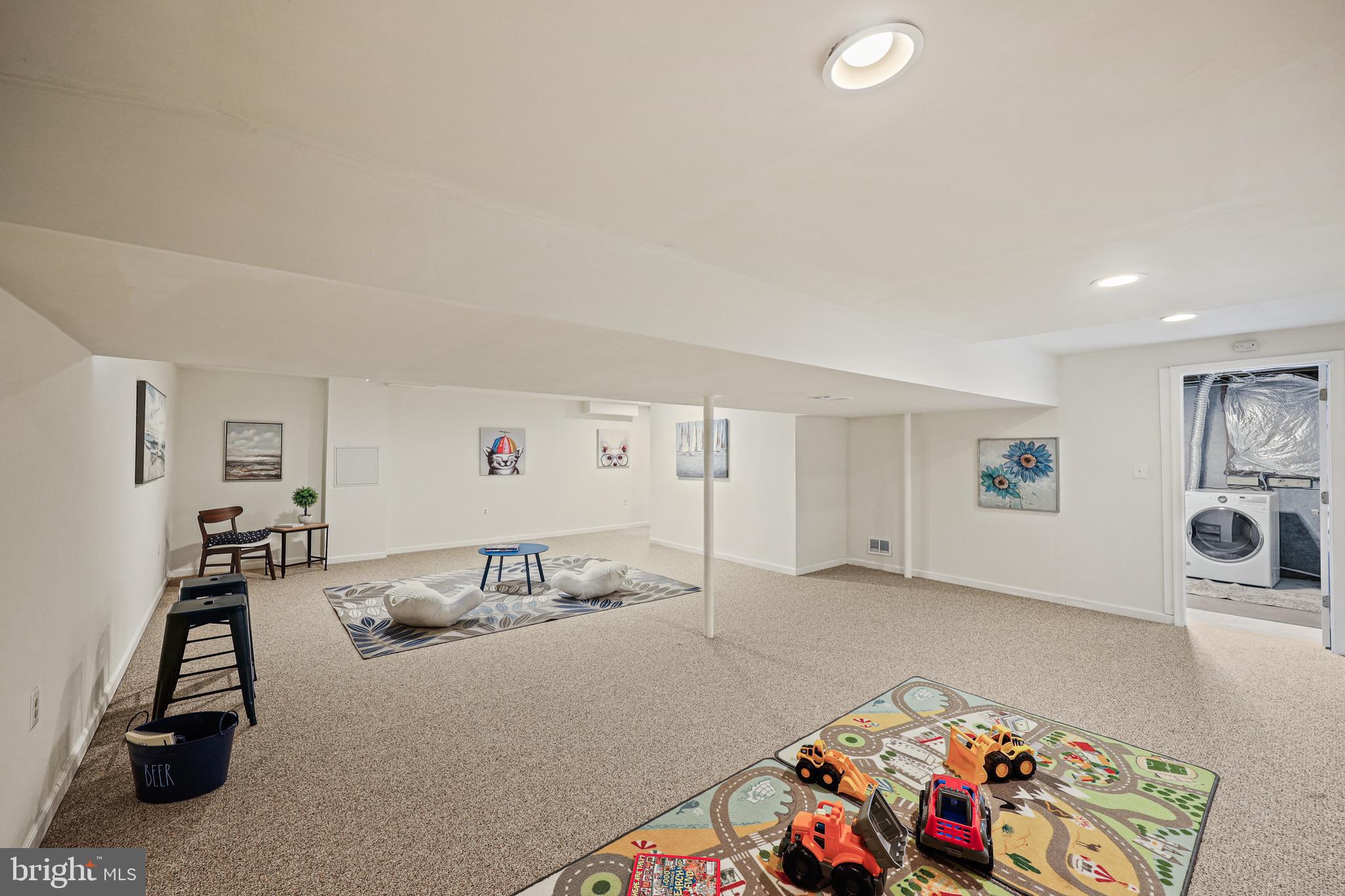 BURLEIGH MANOR - Residential