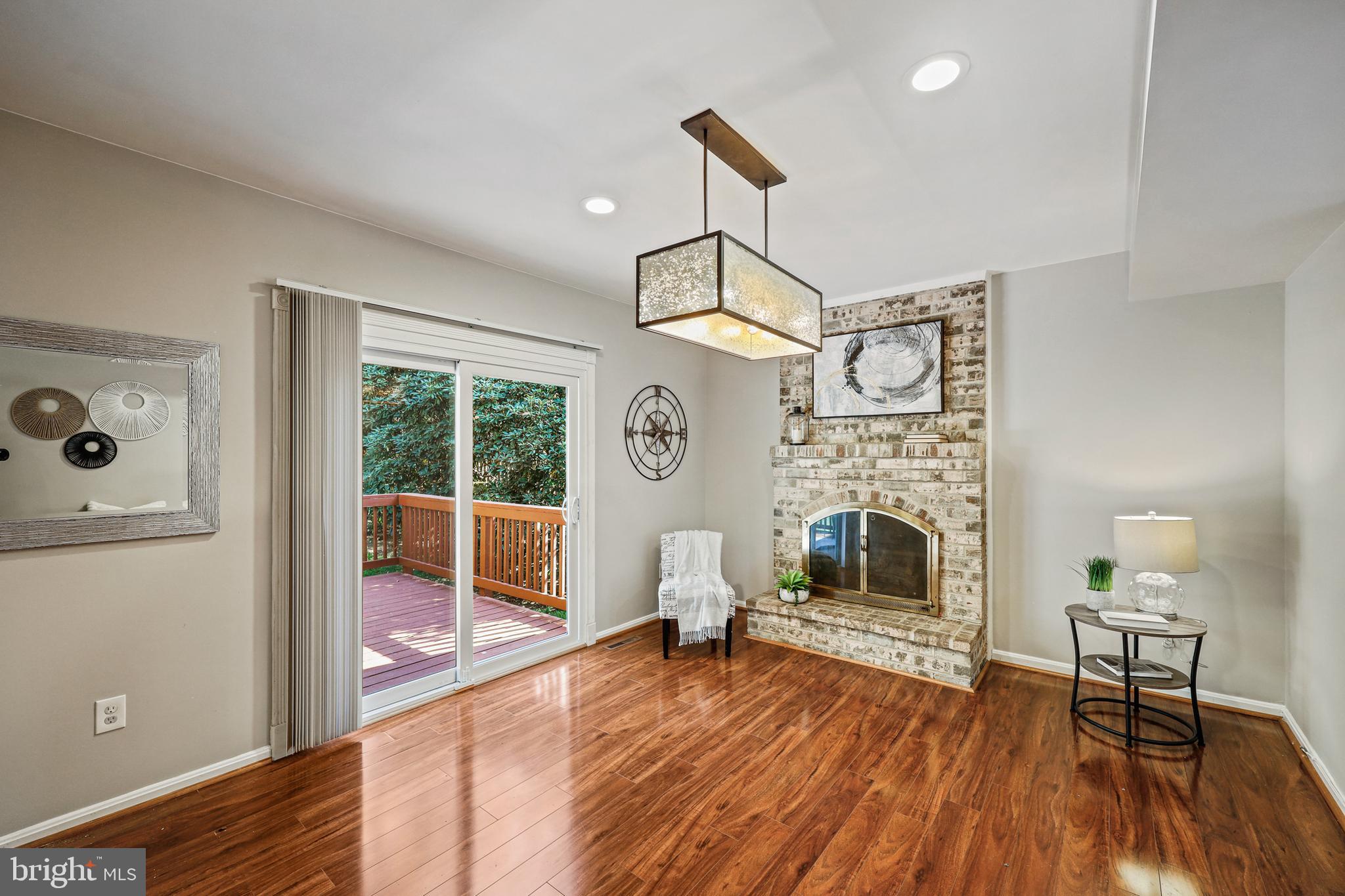 BURLEIGH MANOR - Residential