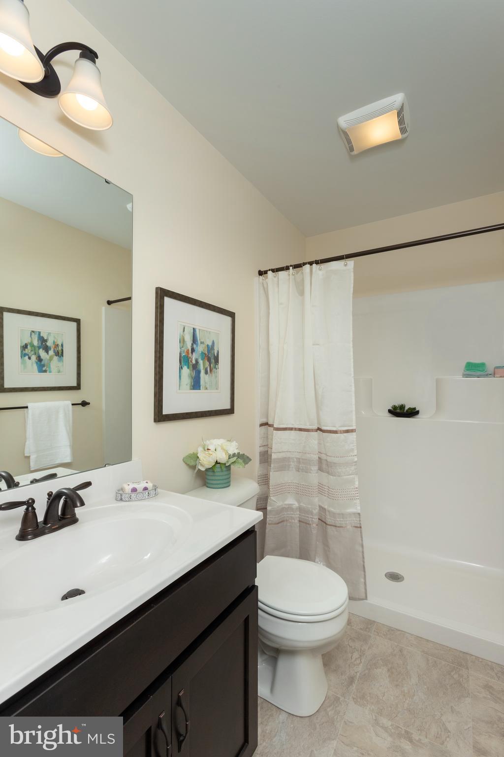 WILSHIRE ESTATES - Residential