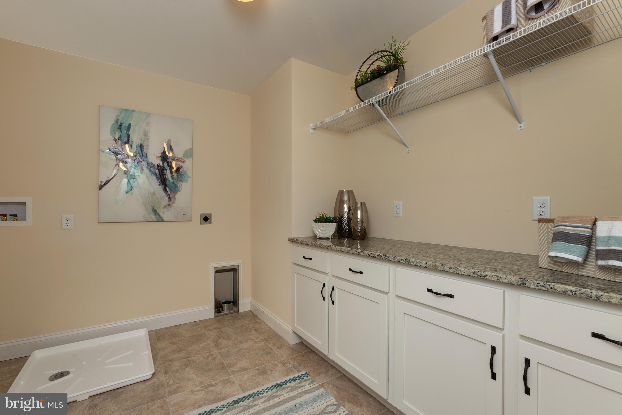 WILSHIRE ESTATES - Residential