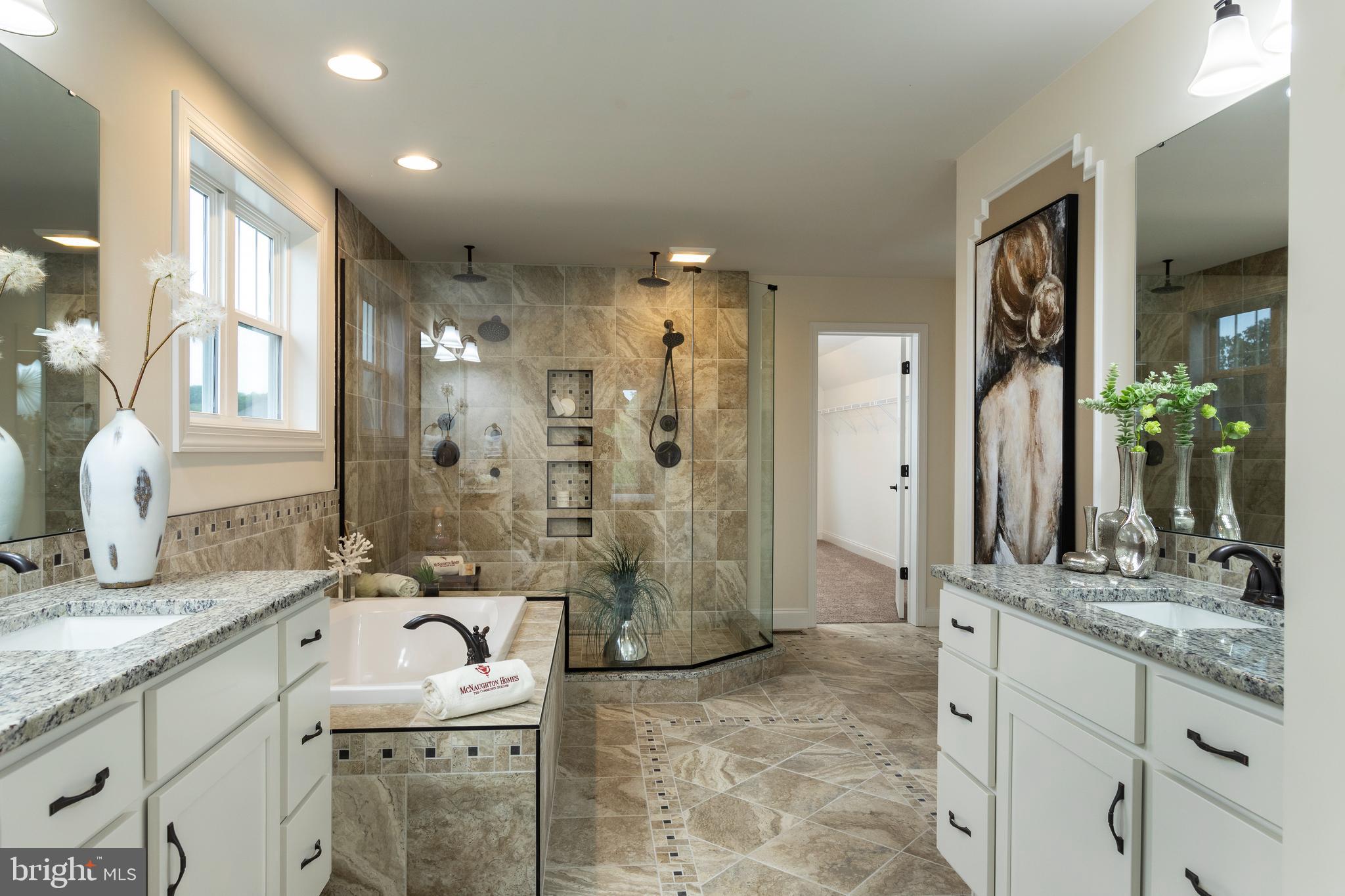 WILSHIRE ESTATES - Residential