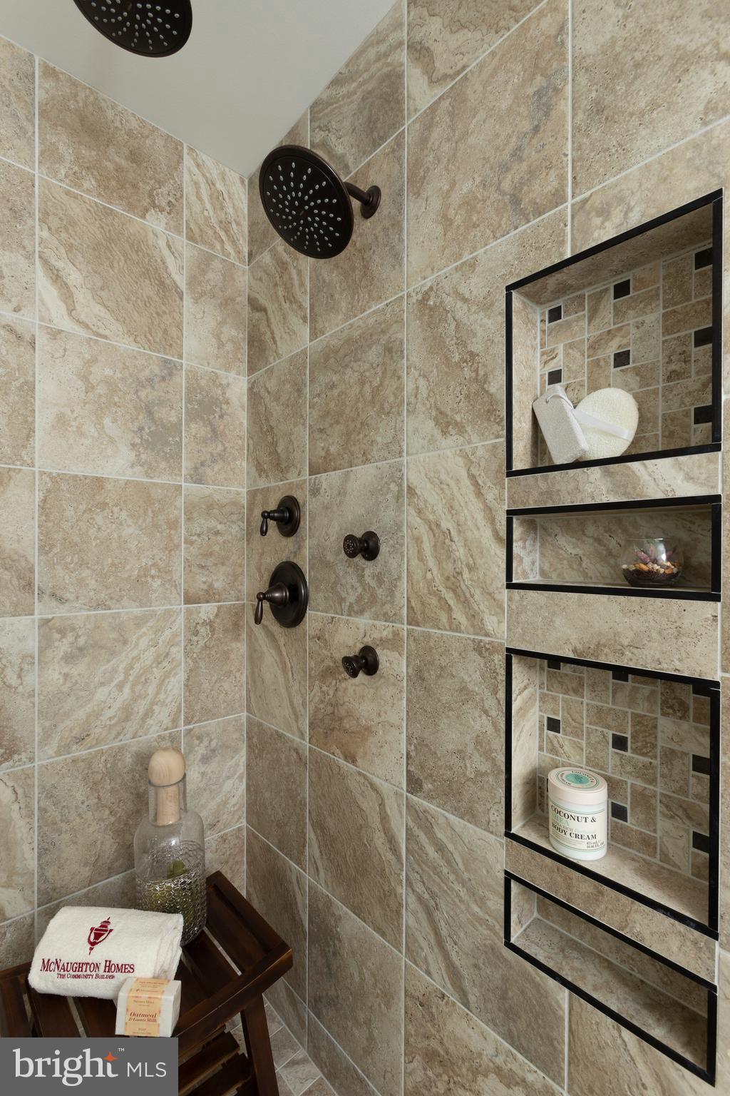 WILSHIRE ESTATES - Residential