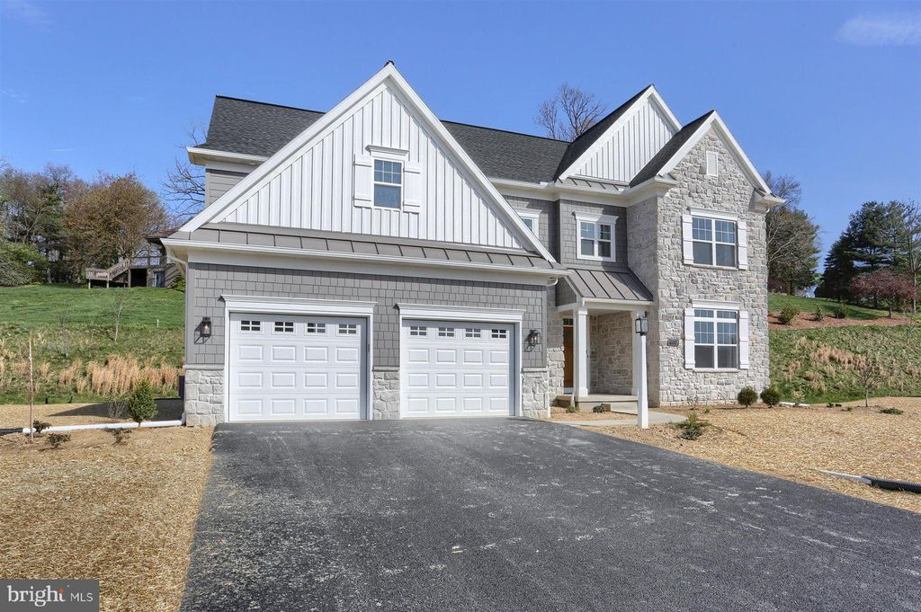 Photo of 1037 LITITZ BEND DRIVE, LITITZ, PA 17543 (MLS # PALA2027802)