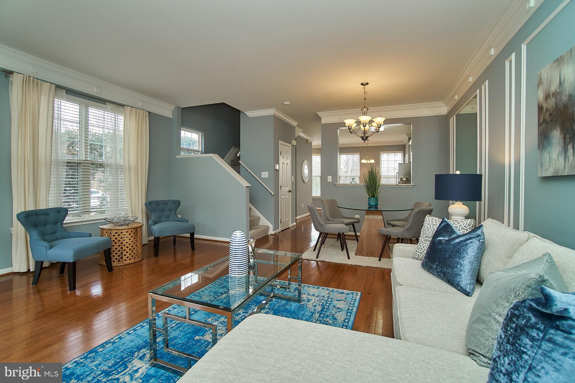 VINTAGE PLACE - Residential