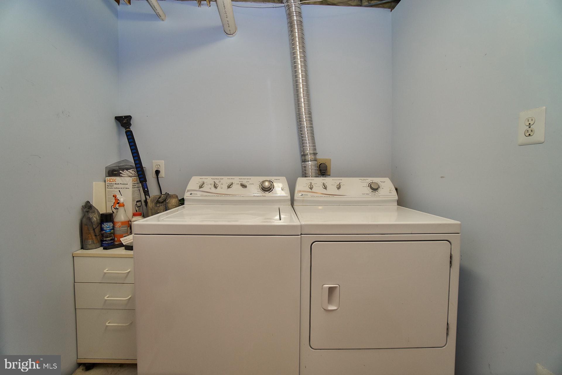 VINTAGE PLACE - Residential