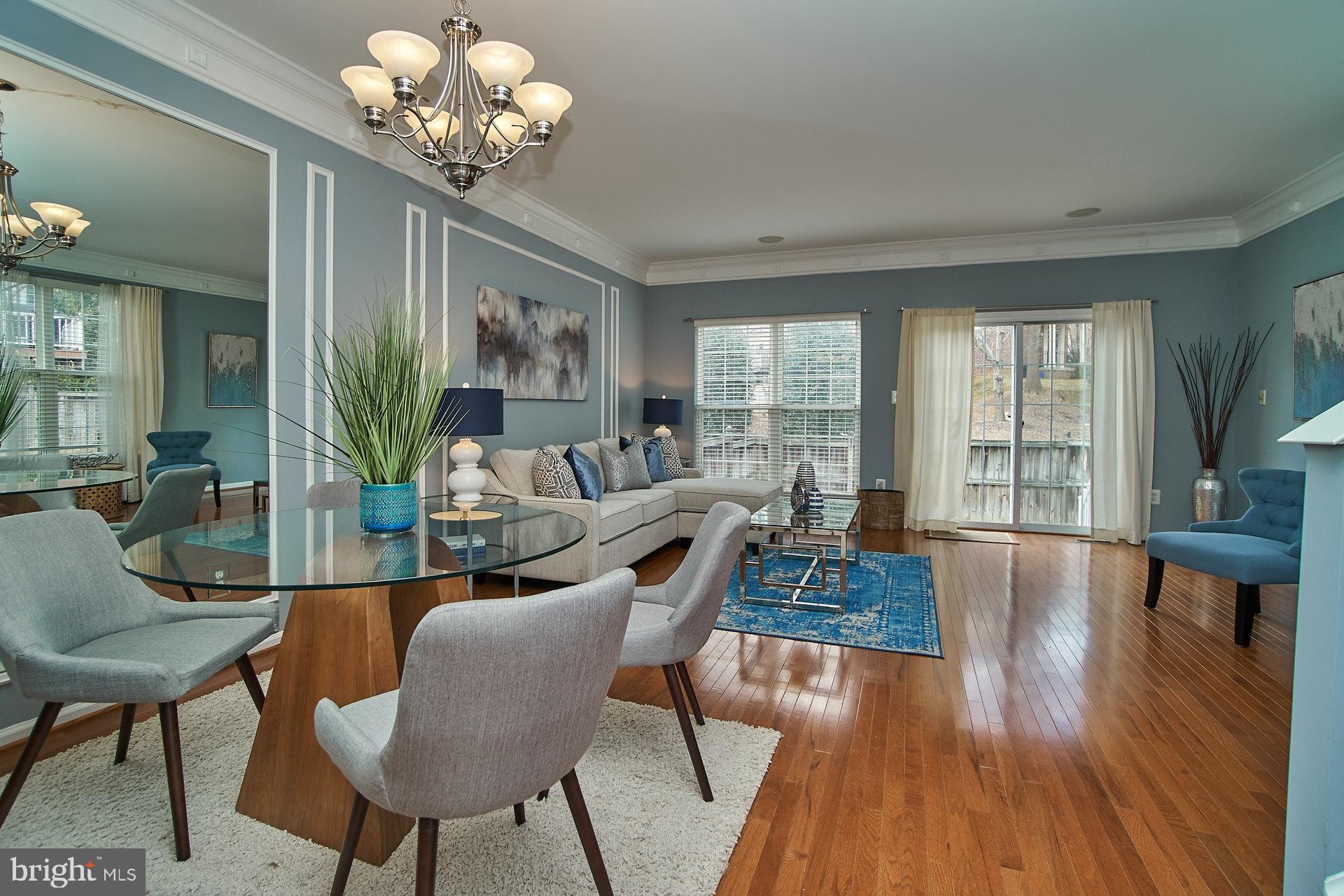 VINTAGE PLACE - Residential