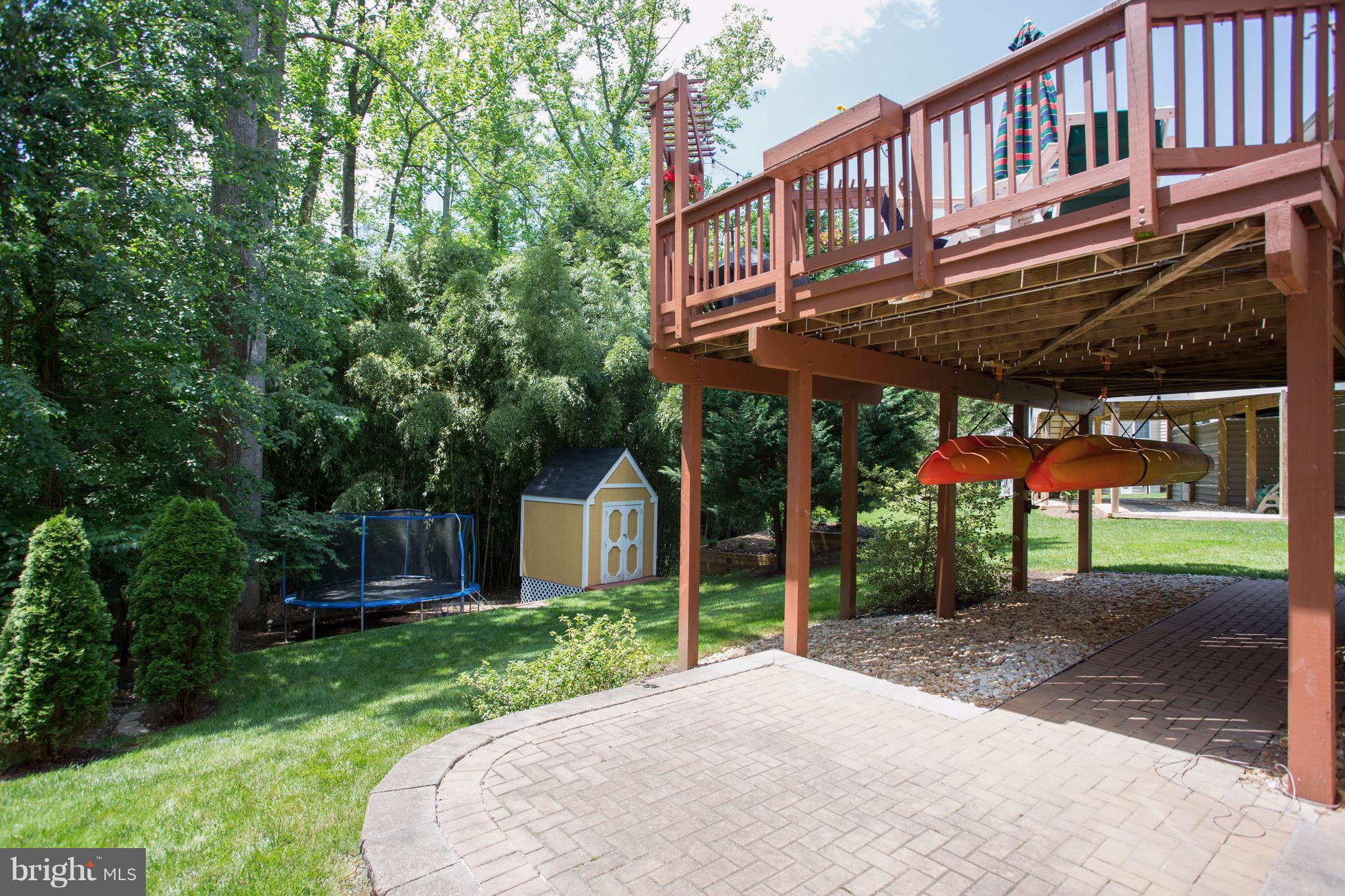 ROUNDTREE PARK - Residential Lease