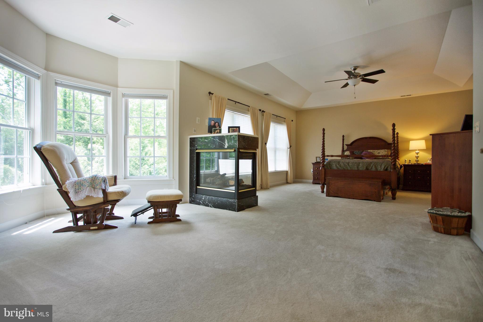 ROUNDTREE PARK - Residential Lease