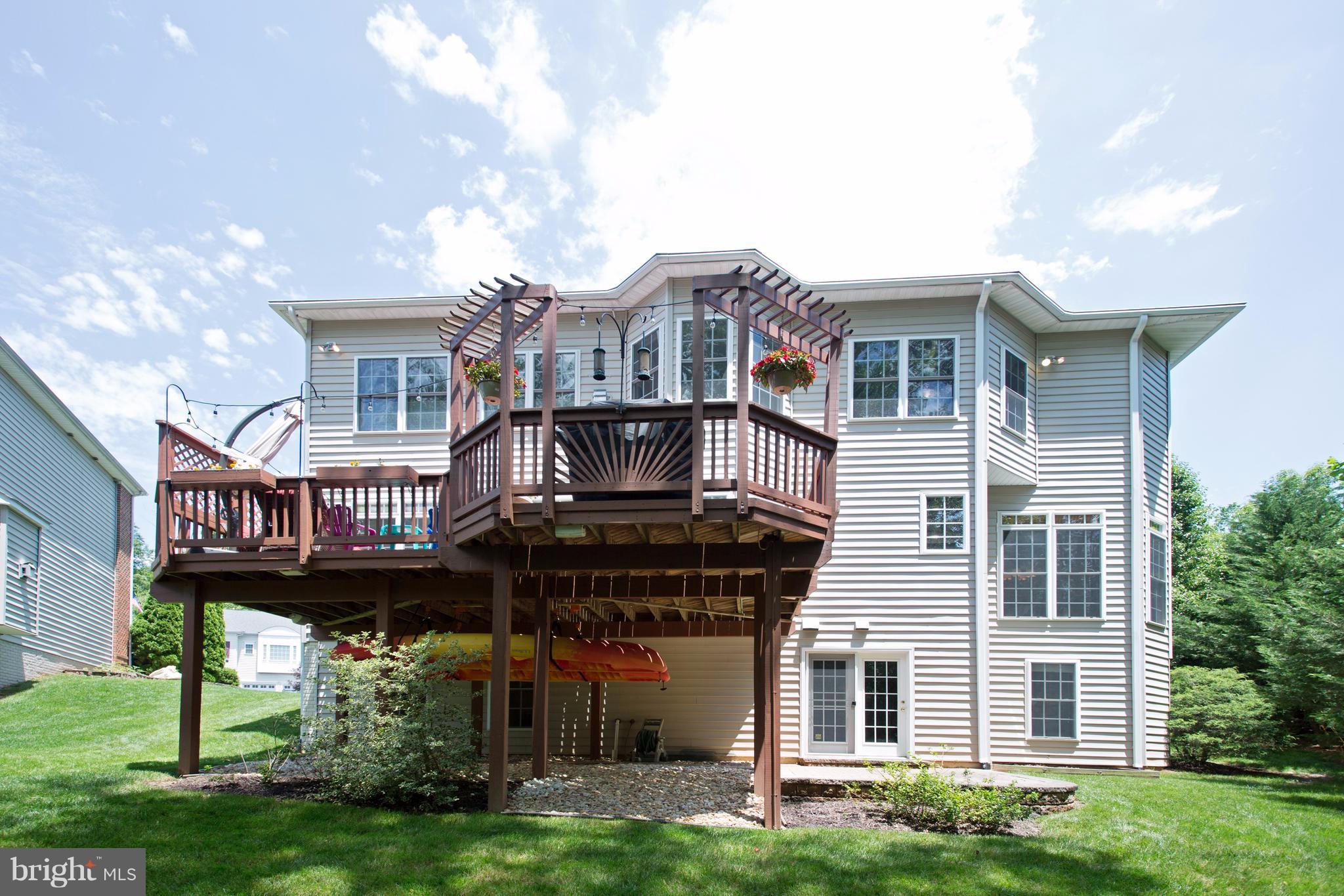 ROUNDTREE PARK - Residential Lease