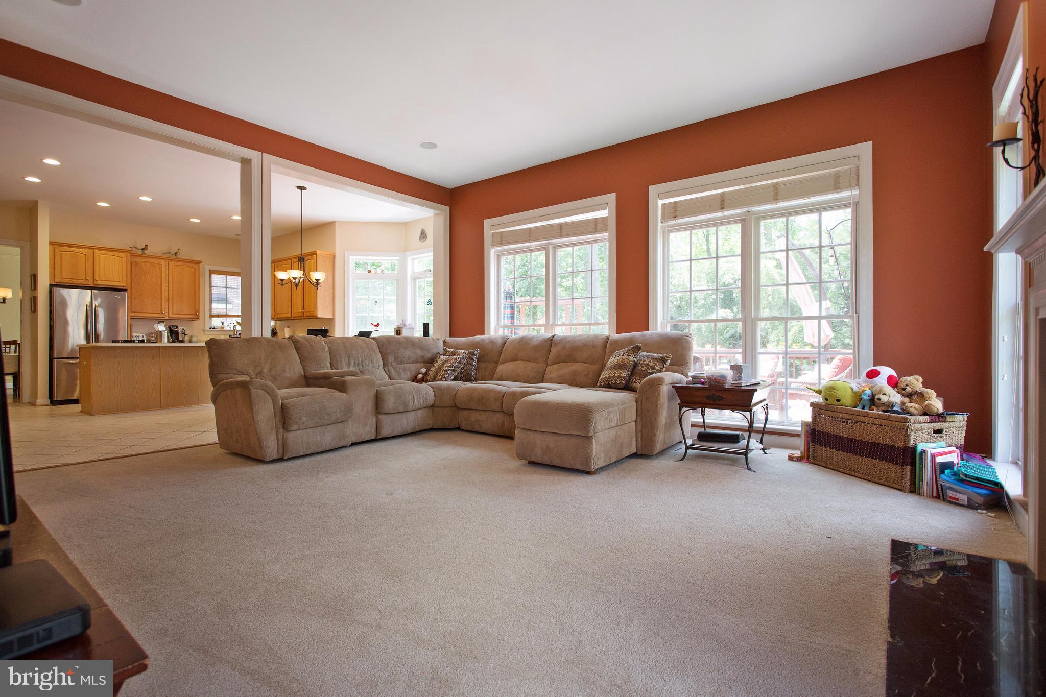 ROUNDTREE PARK - Residential Lease