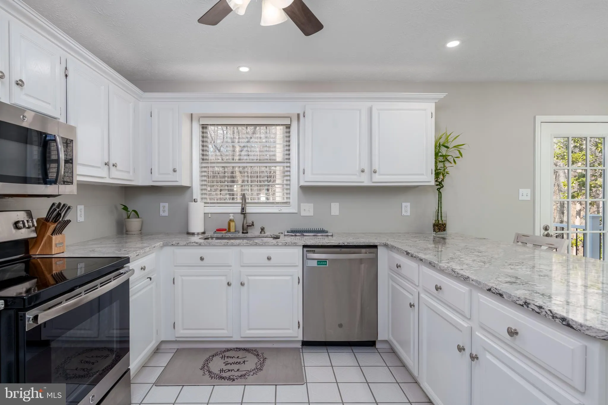 Elkton, Maryland 21921, United States, 3 Bedrooms Bedrooms, ,2 BathroomsBathrooms,Residential,Pending,11831