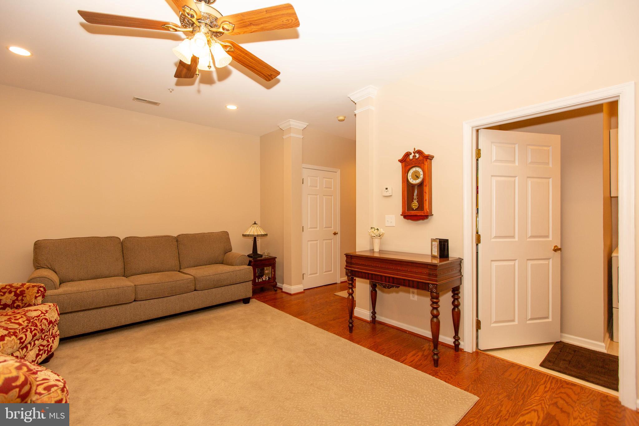 STUARTS KEEP - Residential