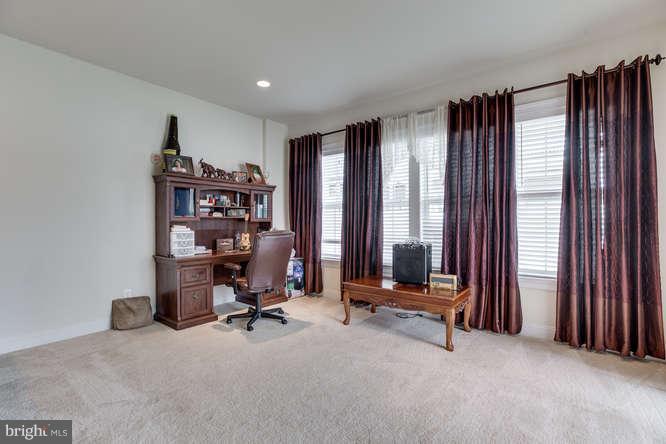 CHANTILLY - Residential