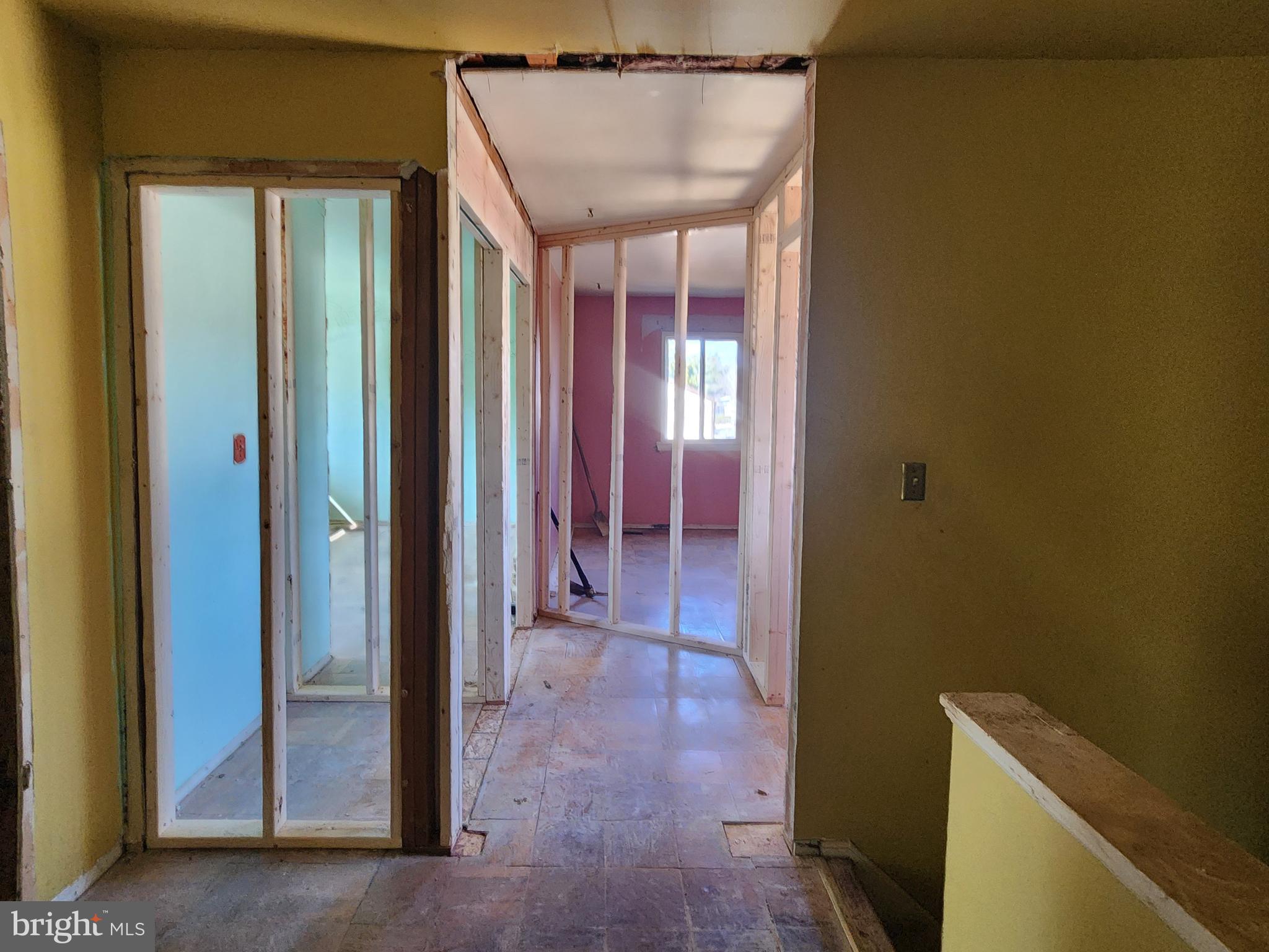 GAITHERSBURG - Residential