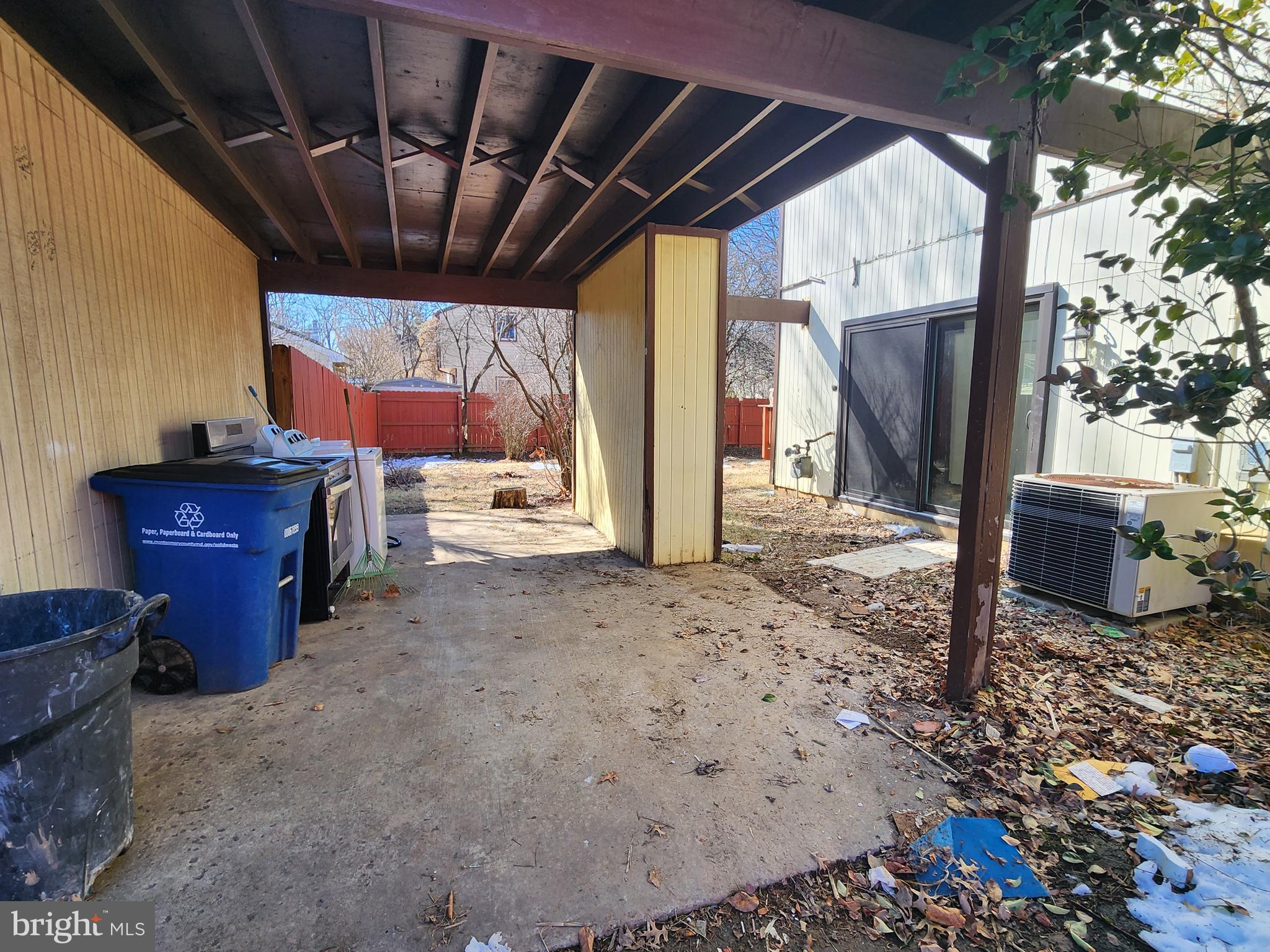 GAITHERSBURG - Residential