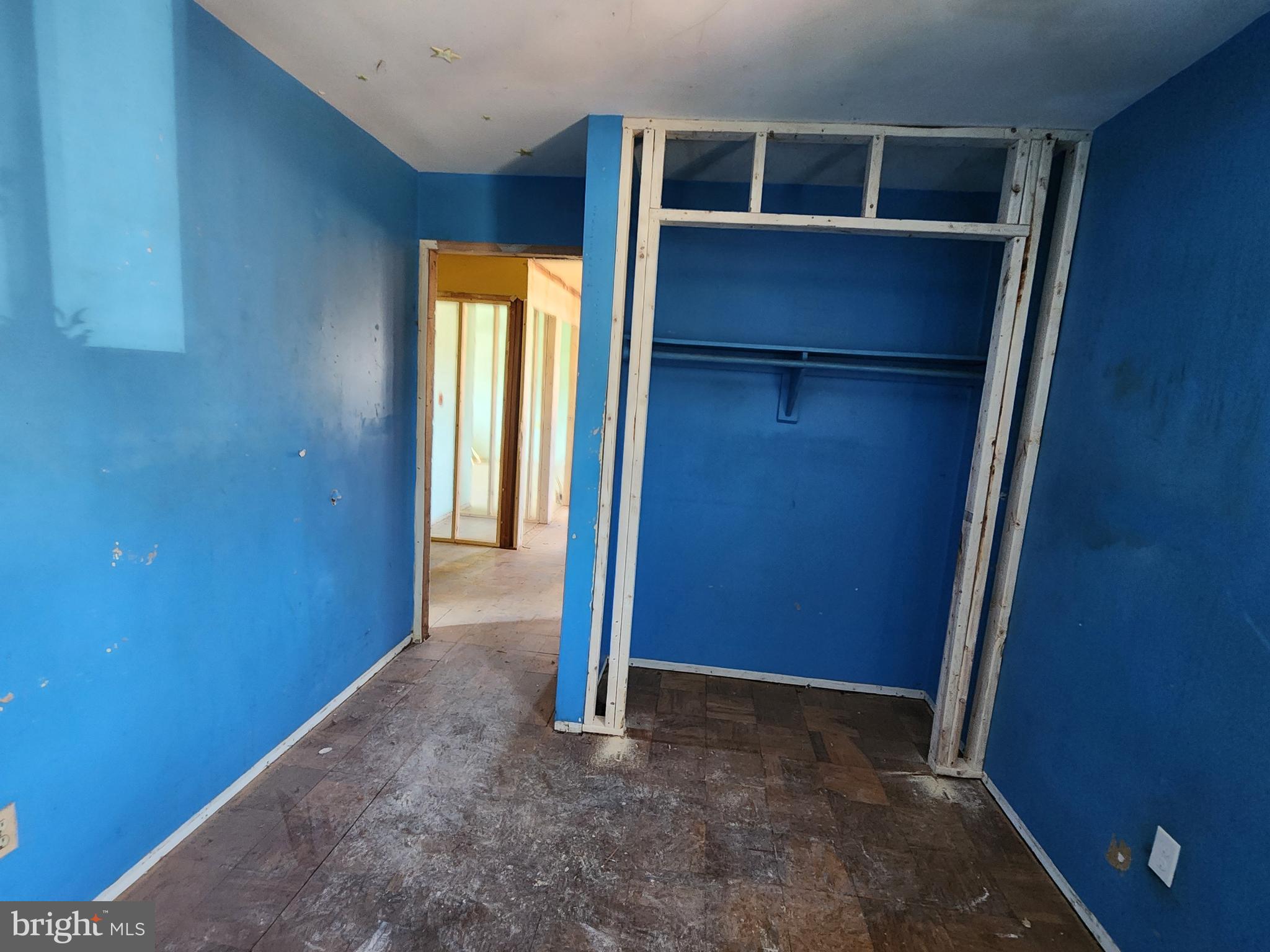 GAITHERSBURG - Residential