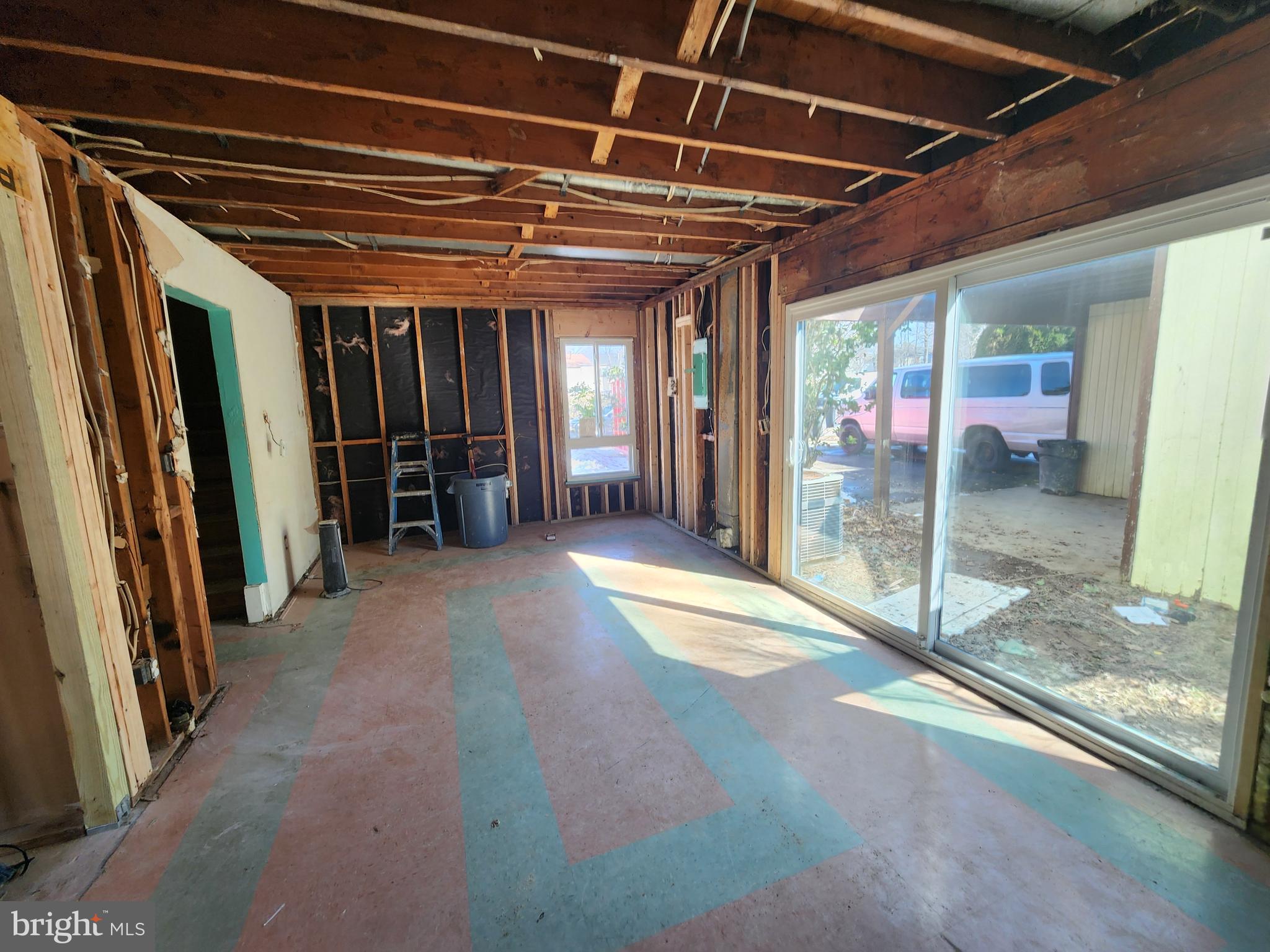 GAITHERSBURG - Residential