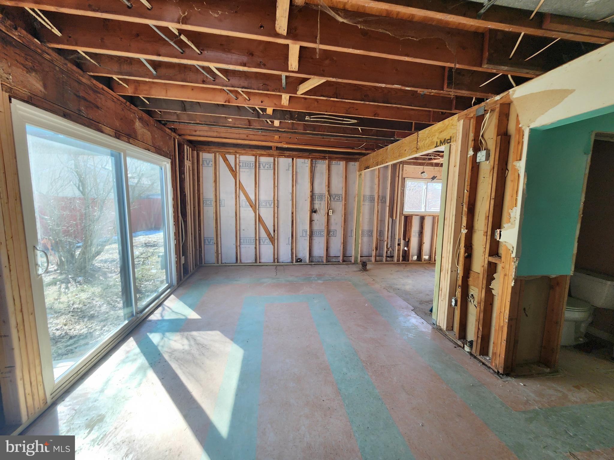 GAITHERSBURG - Residential