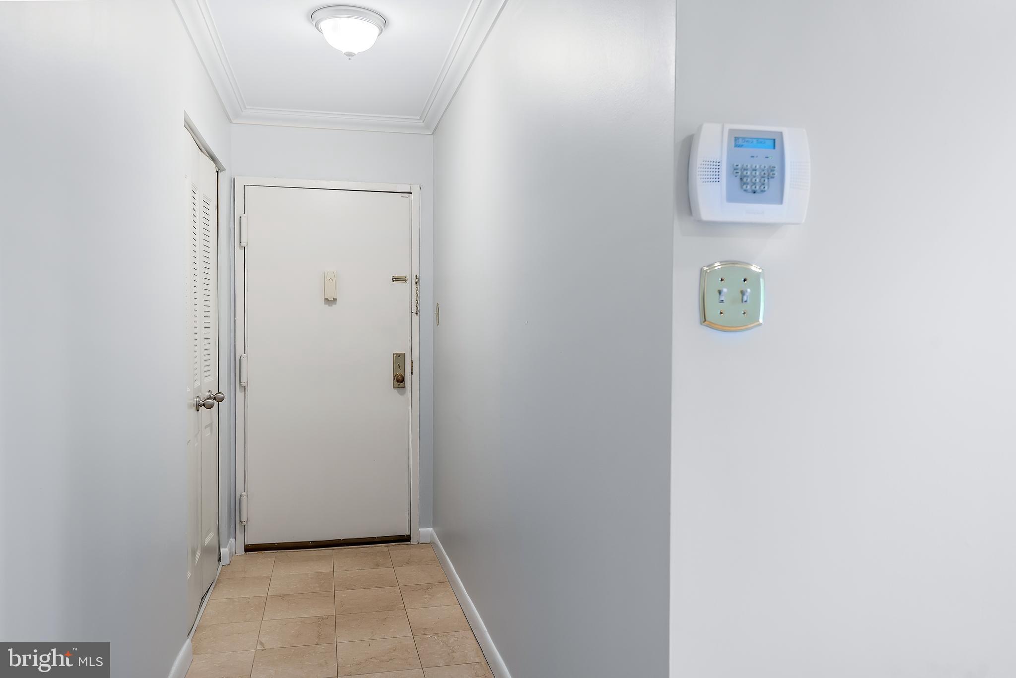 GEORGETOWN VILLAGE - Residential Lease