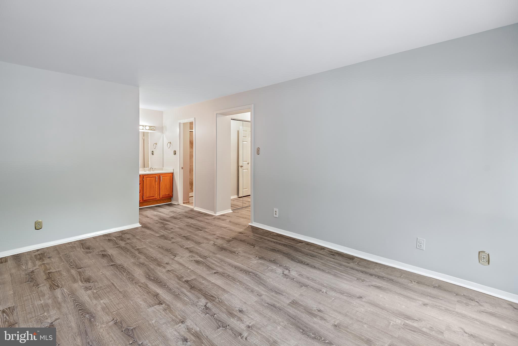 GEORGETOWN VILLAGE - Residential Lease