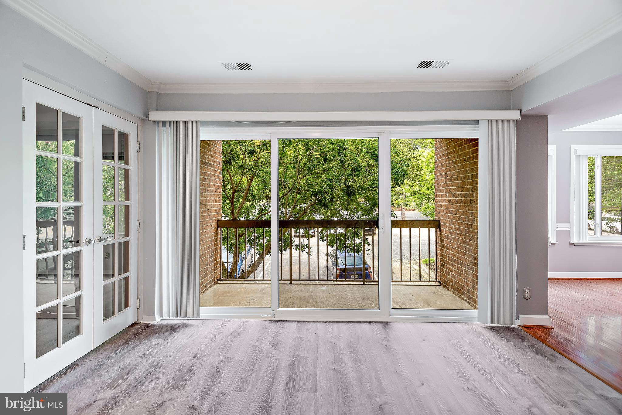 GEORGETOWN VILLAGE - Residential Lease