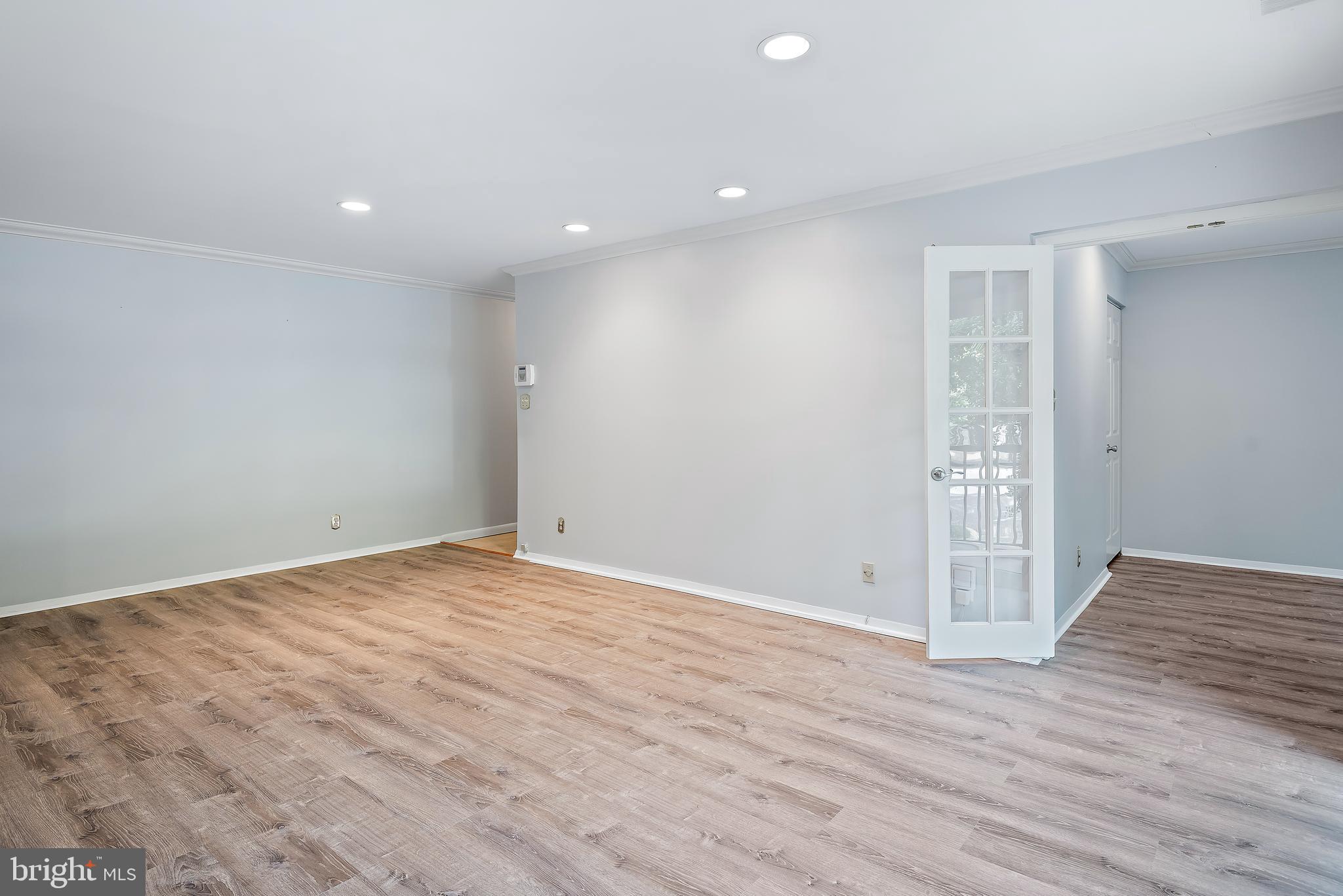 GEORGETOWN VILLAGE - Residential Lease