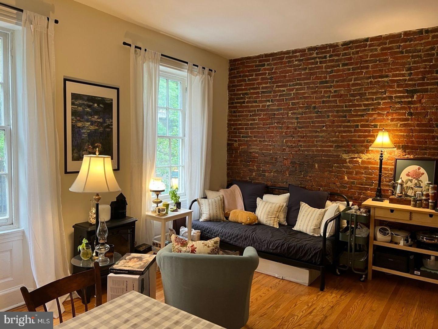 PHILADELPHIA - Residential Lease