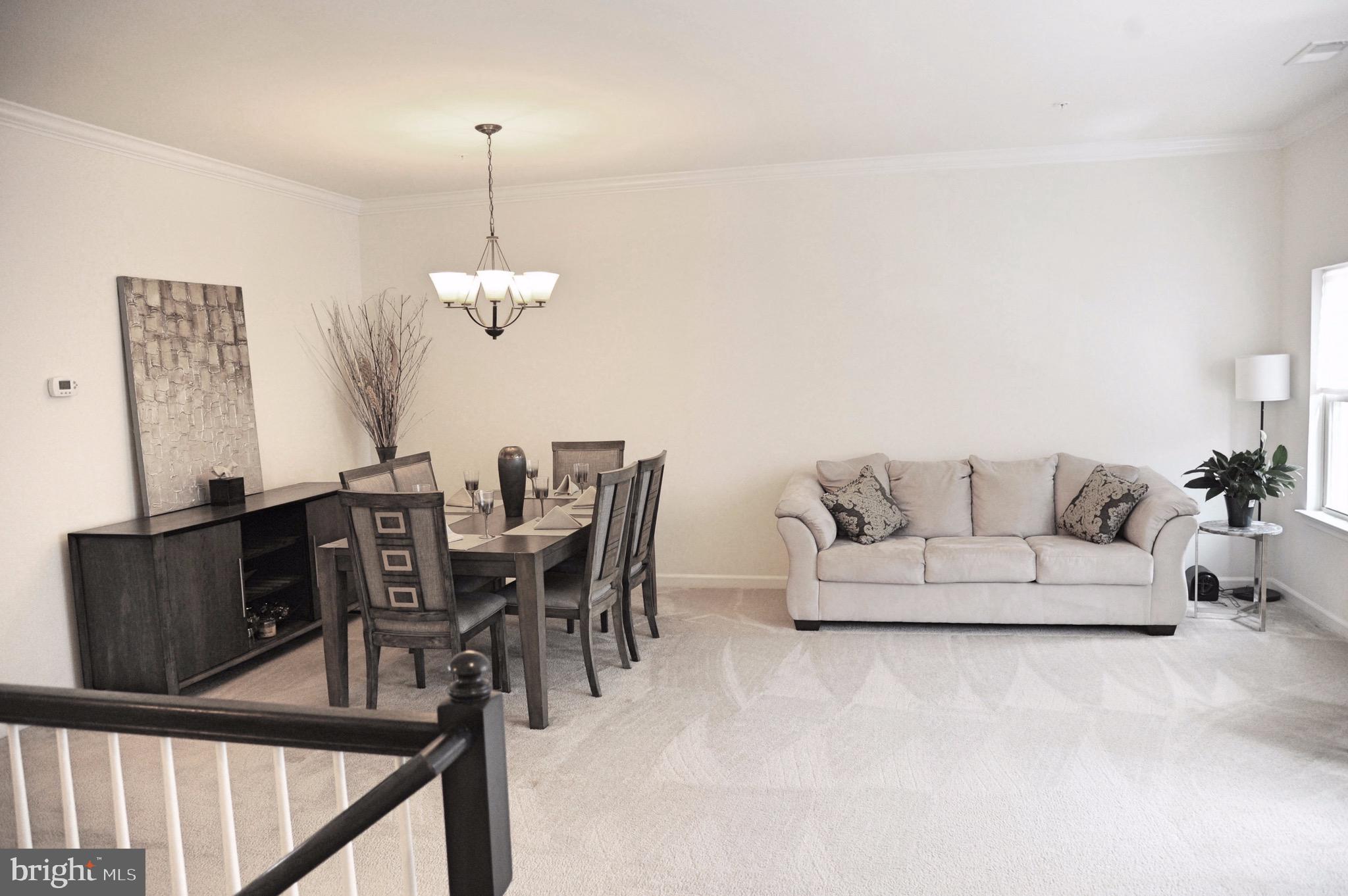 LOUDOUN CROSSING CONDOMINIUM - Residential