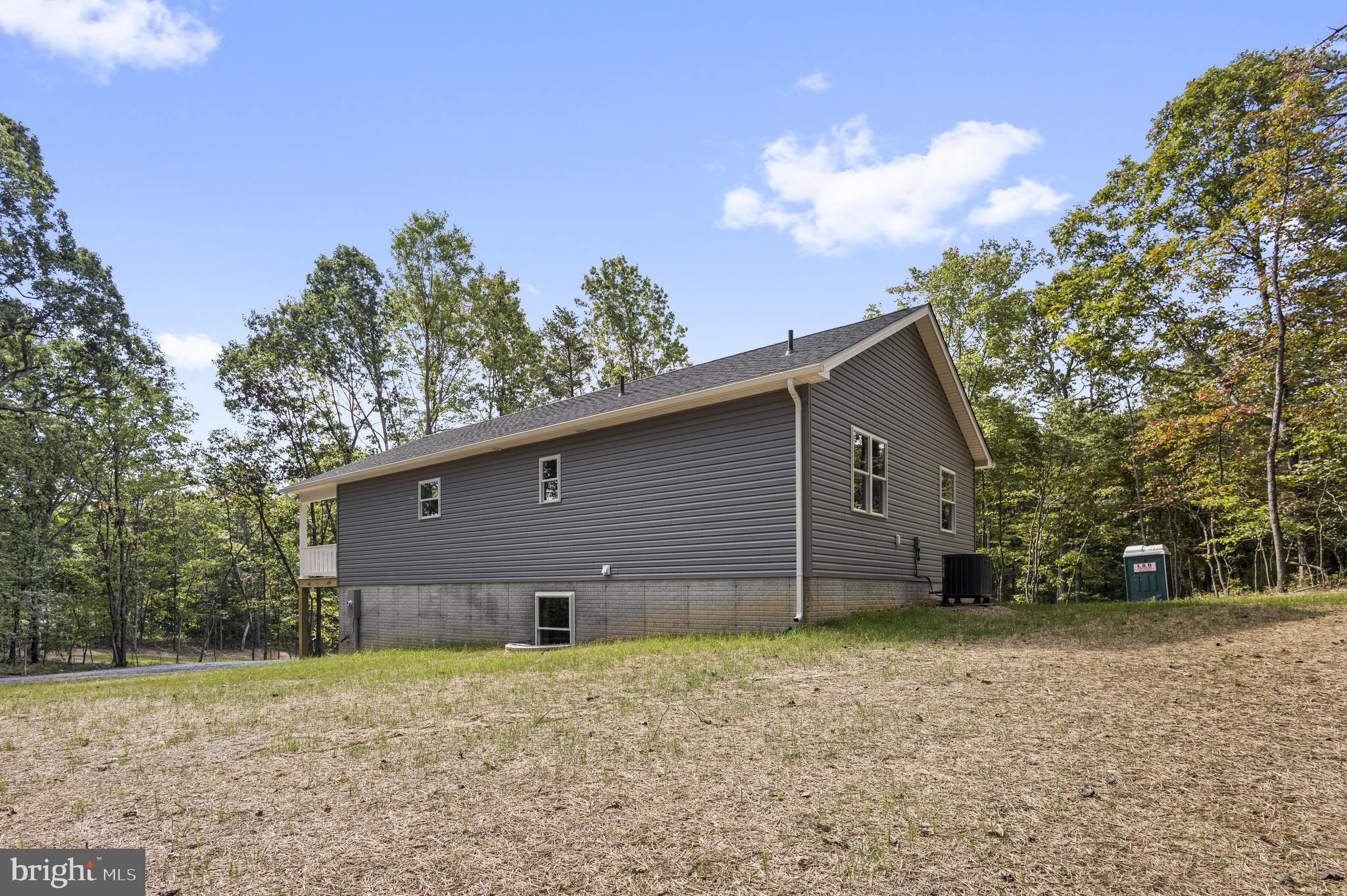 SHEN FARMS RIVERVIEW - Residential