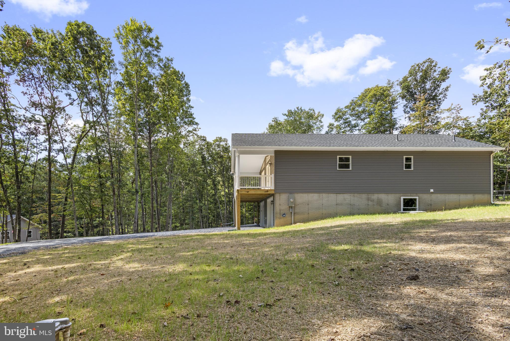 SHEN FARMS RIVERVIEW - Residential