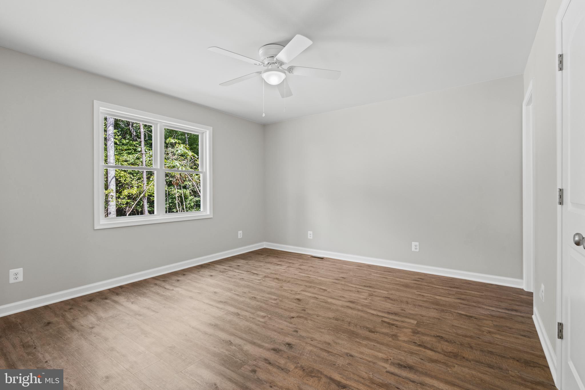 SHEN FARMS RIVERVIEW - Residential