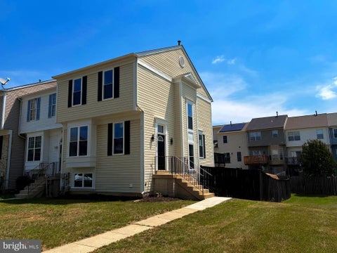 Townhouse For Sale - 2980 Mourning Dove Pl<br/> WALDORF, MD 20601