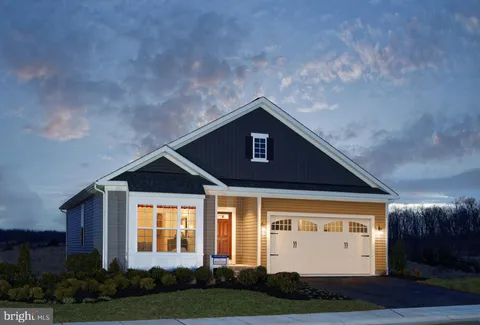 MLS: VAFV2035886