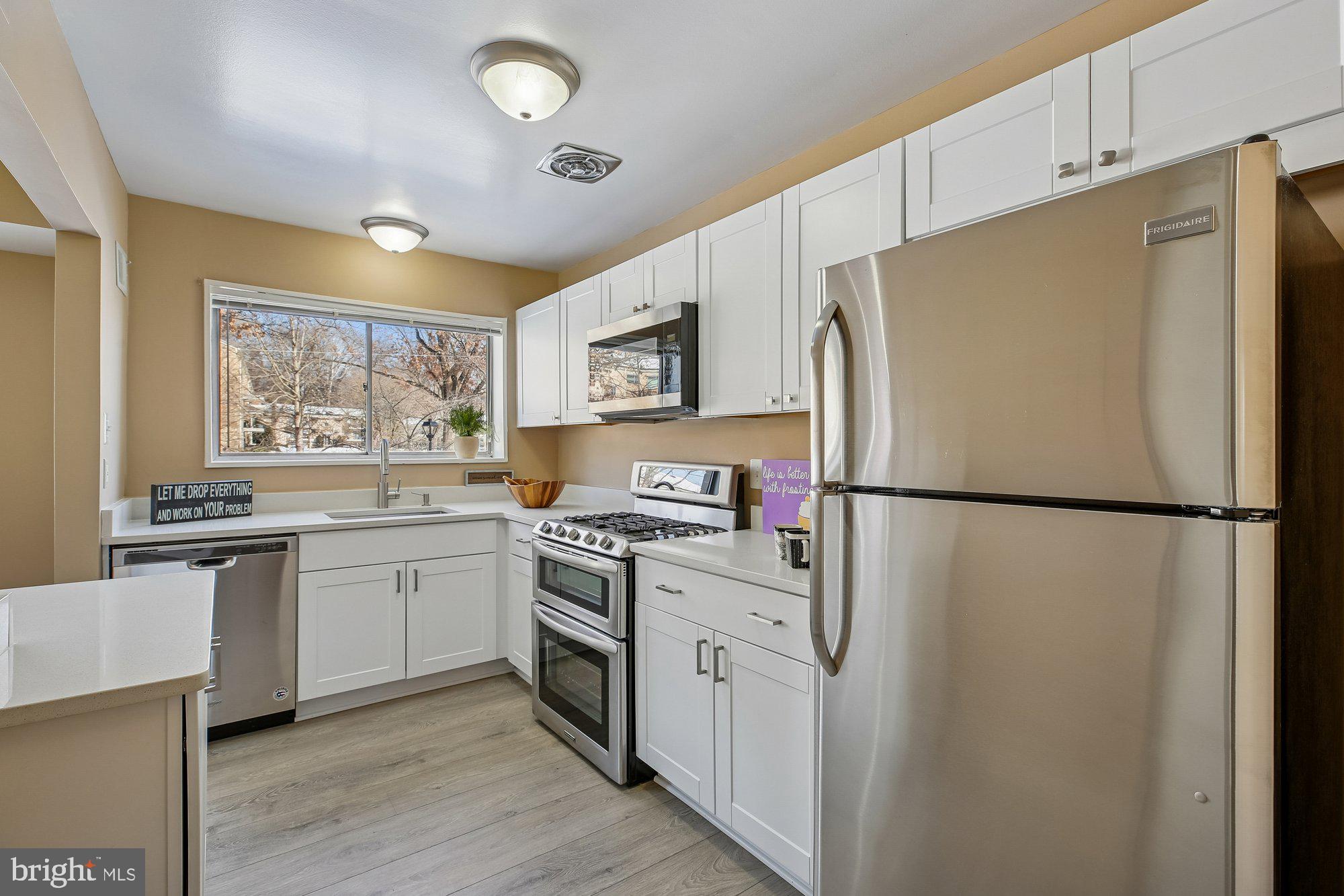 PARKSIDE CONDOMINIUMS - Residential