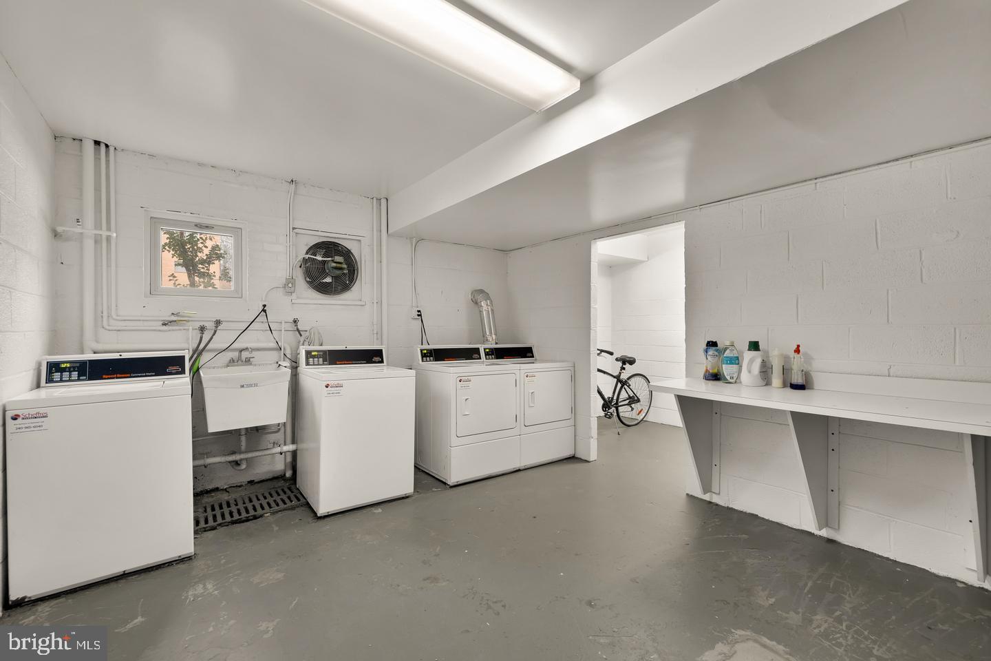 PARKSIDE CONDOMINIUMS - Residential