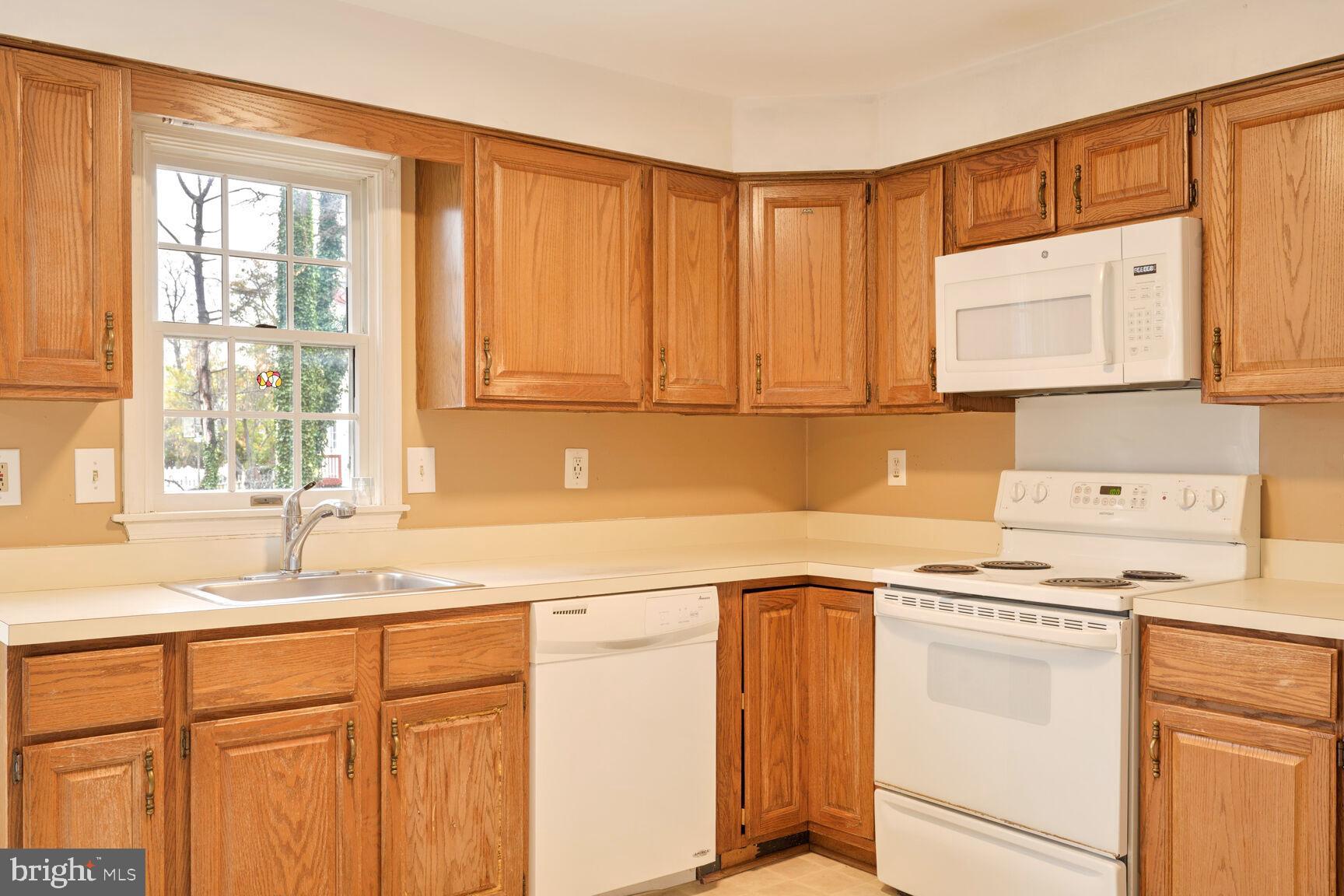 WEDDERBURN HEIGHTS - Residential Lease