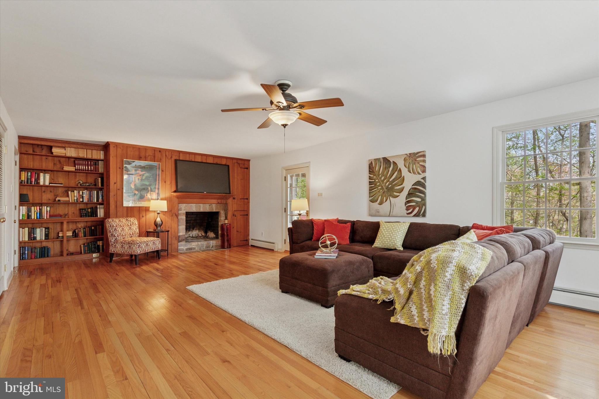 TOWER HILL - Residential