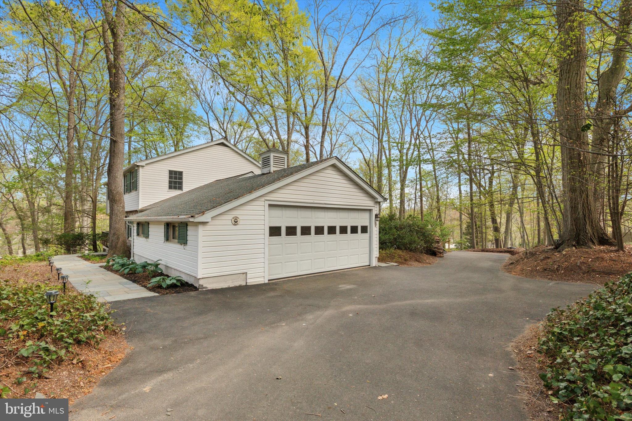 TOWER HILL - Residential