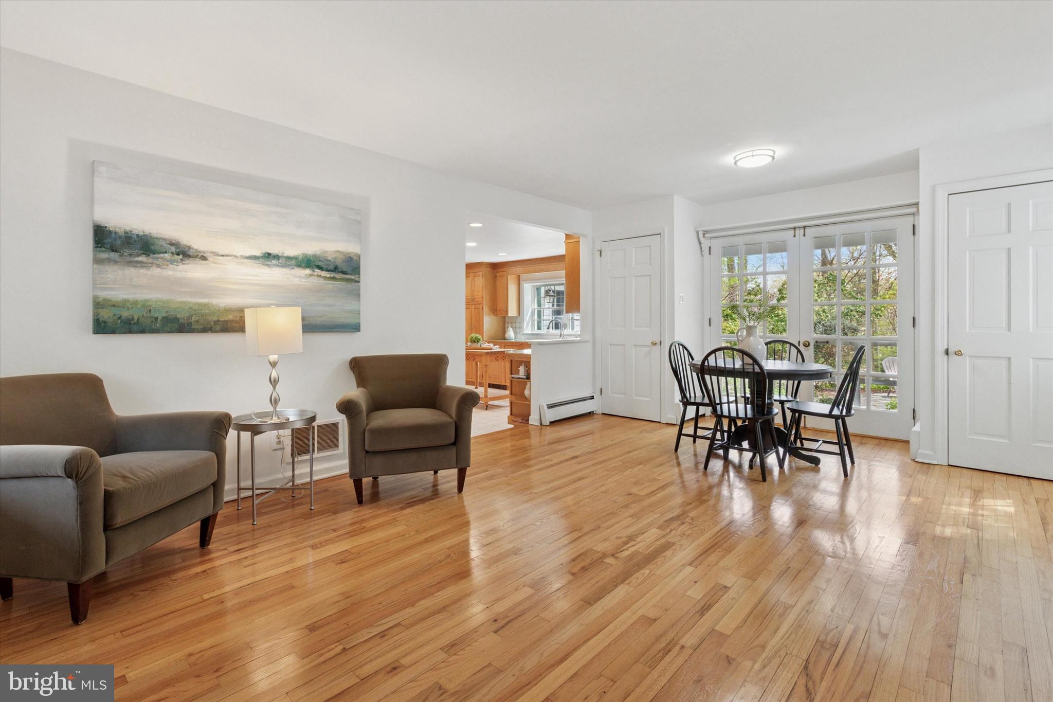 TOWER HILL - Residential