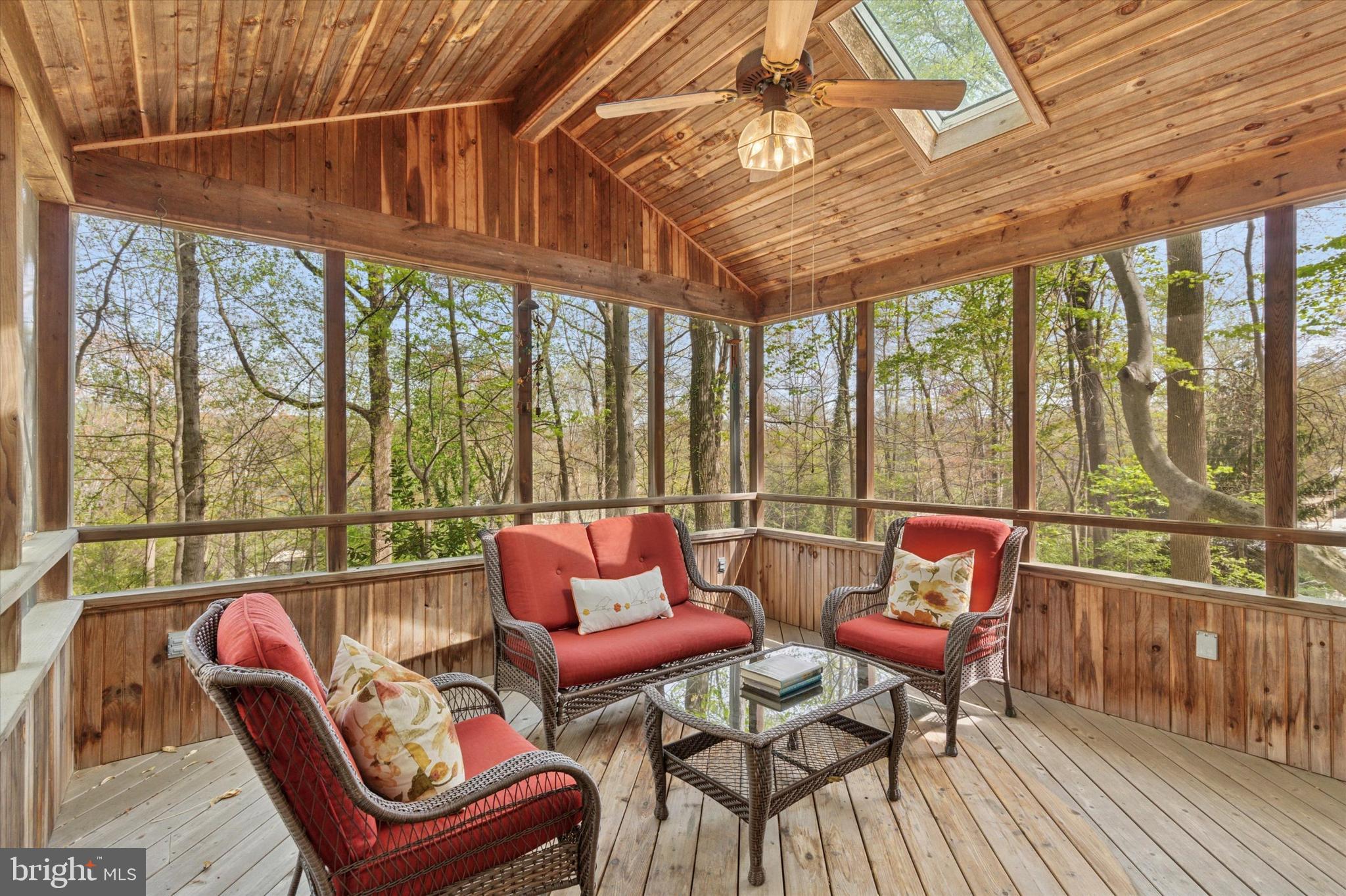 TOWER HILL - Residential