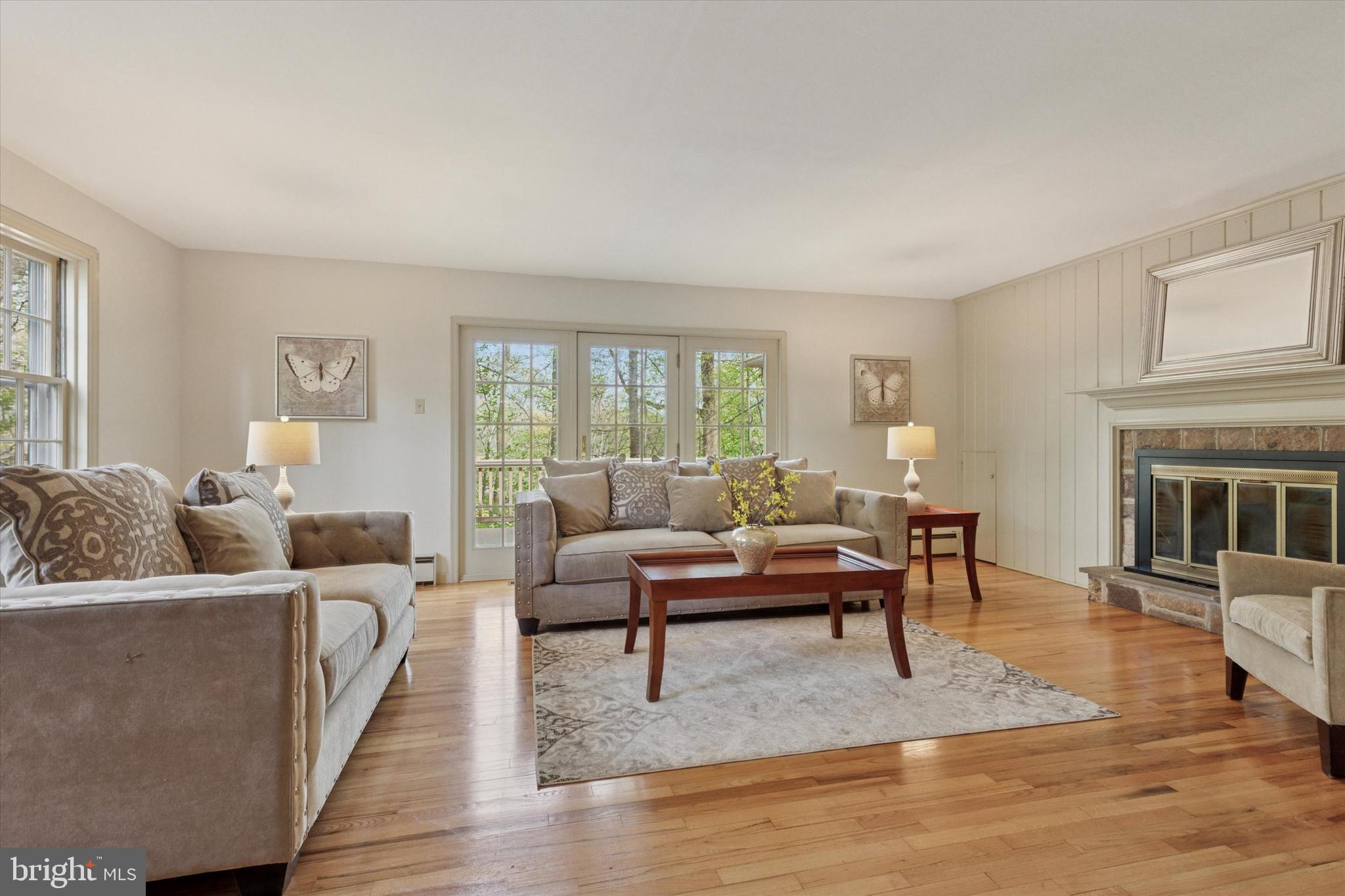 TOWER HILL - Residential