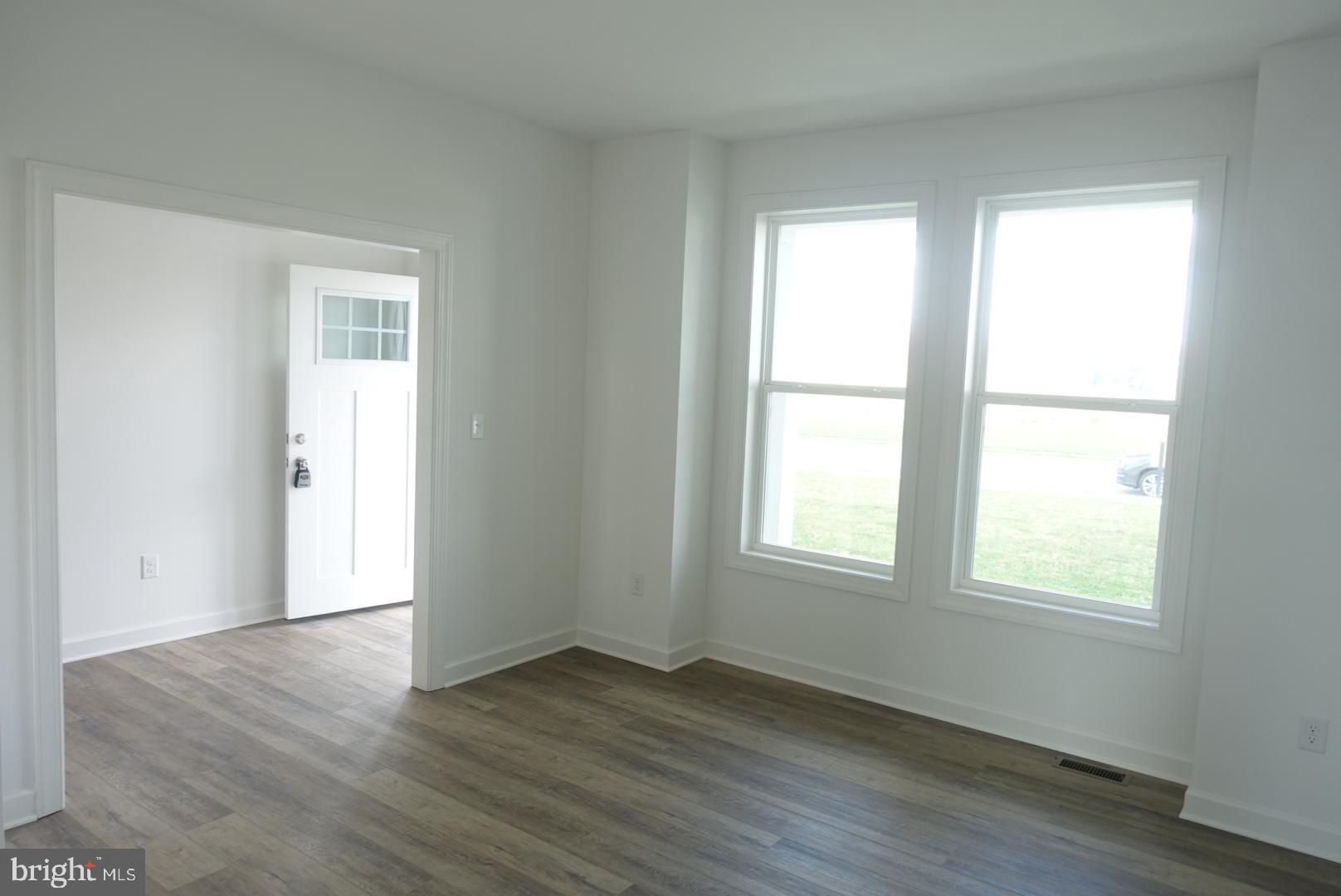 STEEPLE CHASE - Residential